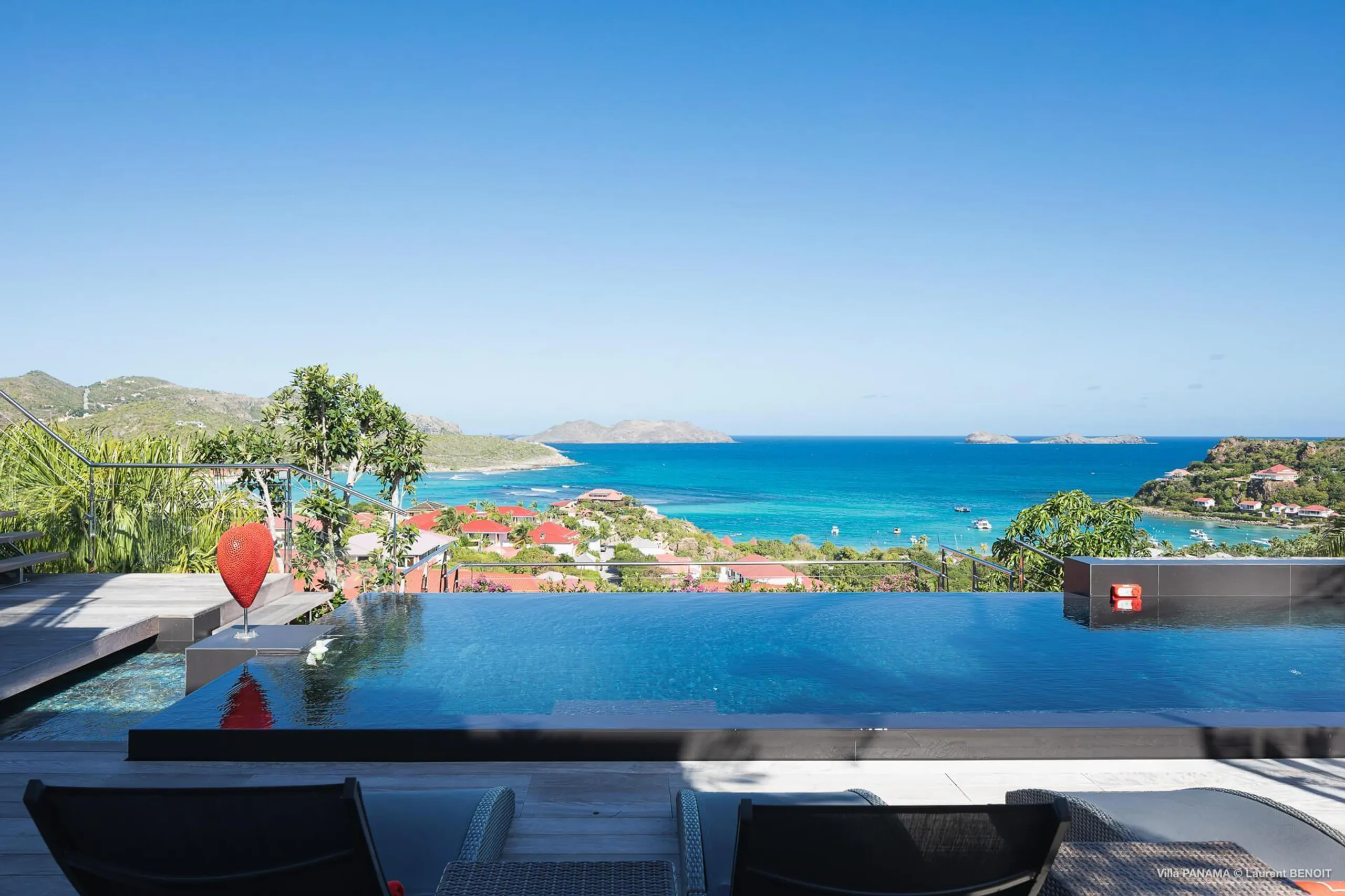 Exclusive Haven Villa with Heated Infinity Pool and Stunning Ocean Views, St. Jean
