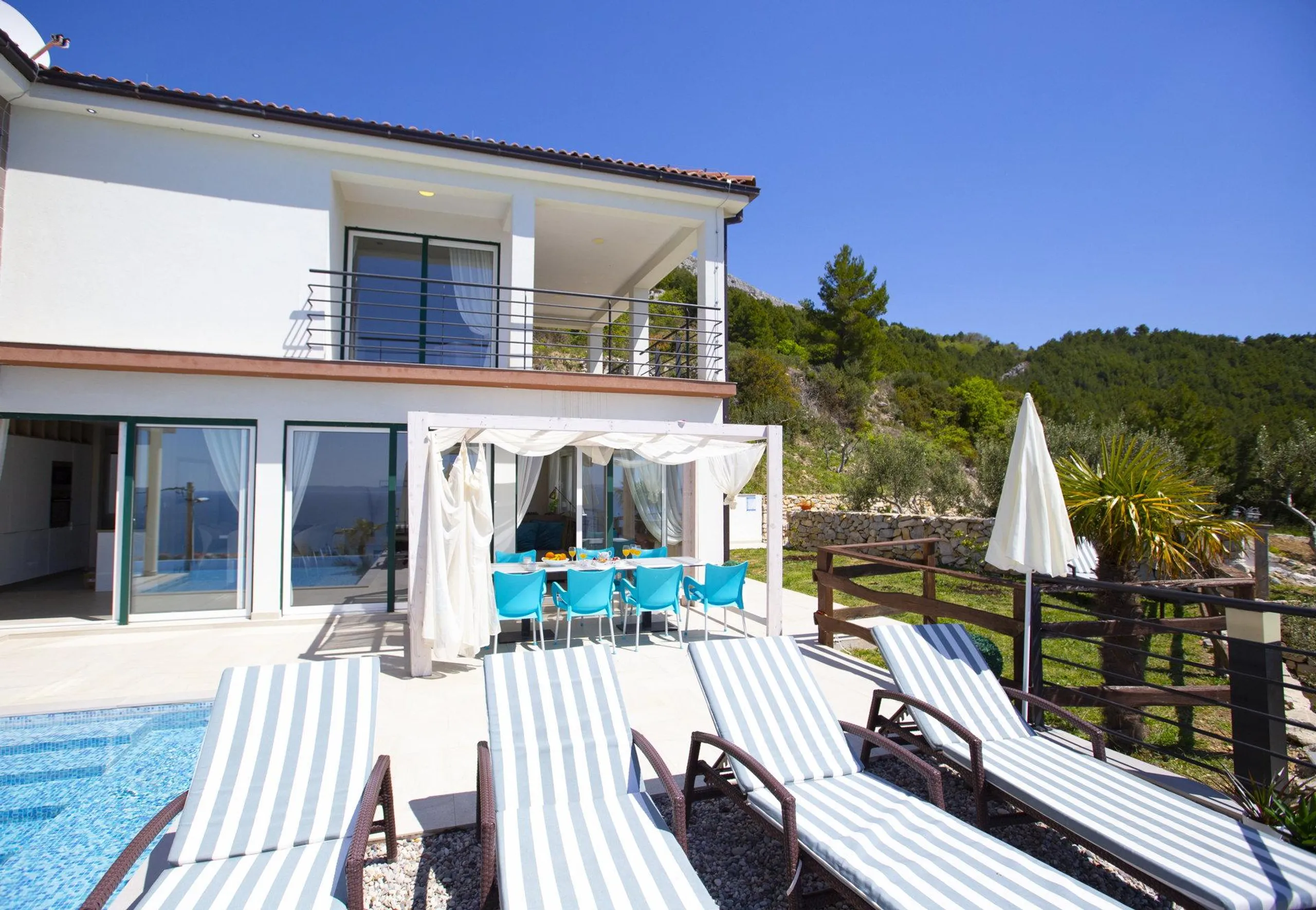 Relaxing Mediterranean Villa with Private Pool and Sea Views — photograph 6