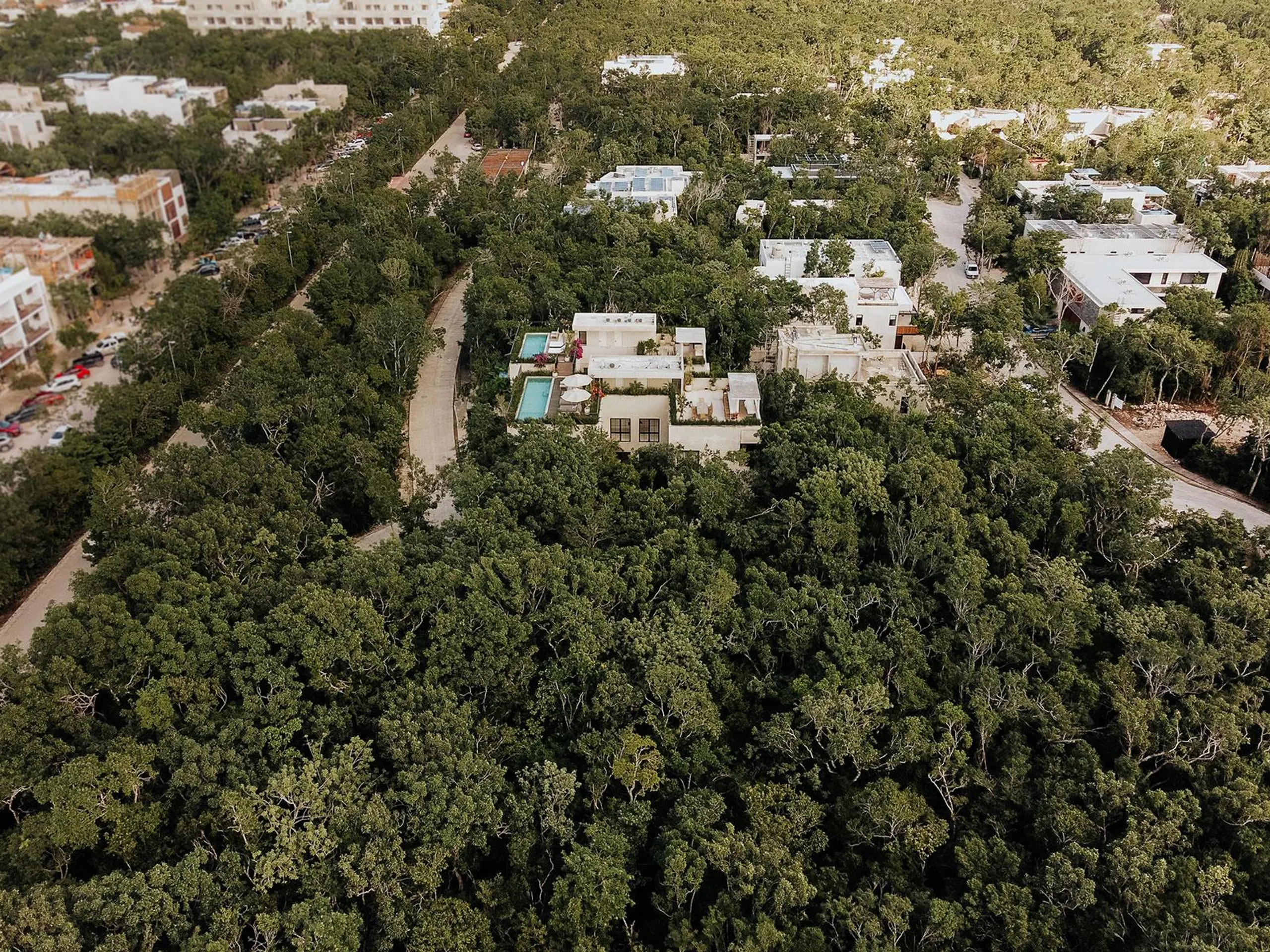 Discover the Ultimate Luxury Retreat in Tulum's Exquisite Villa Rental — photograph 6