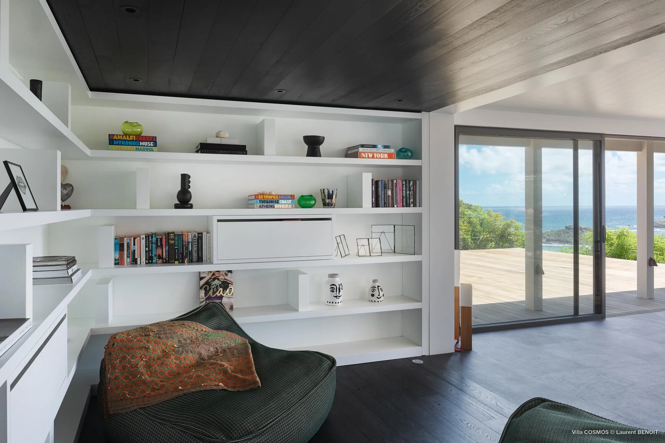 Magnificent Tropical Villa w/ Private Pool and Gourmet Kitchen — photograph 9