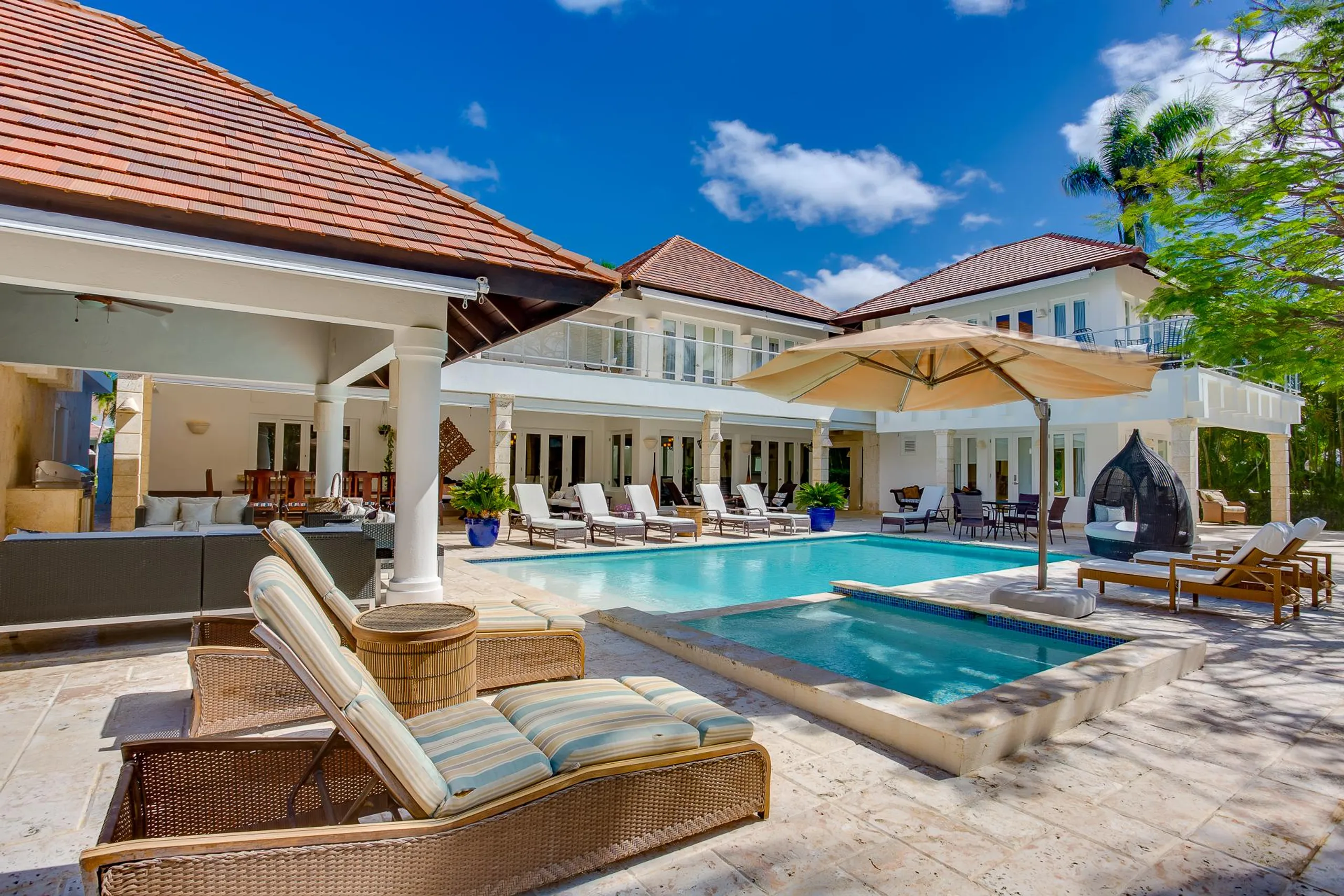 Impressive 8-Bedroom Villa with Private Pool in Punta Cana Resort, Punta Cana