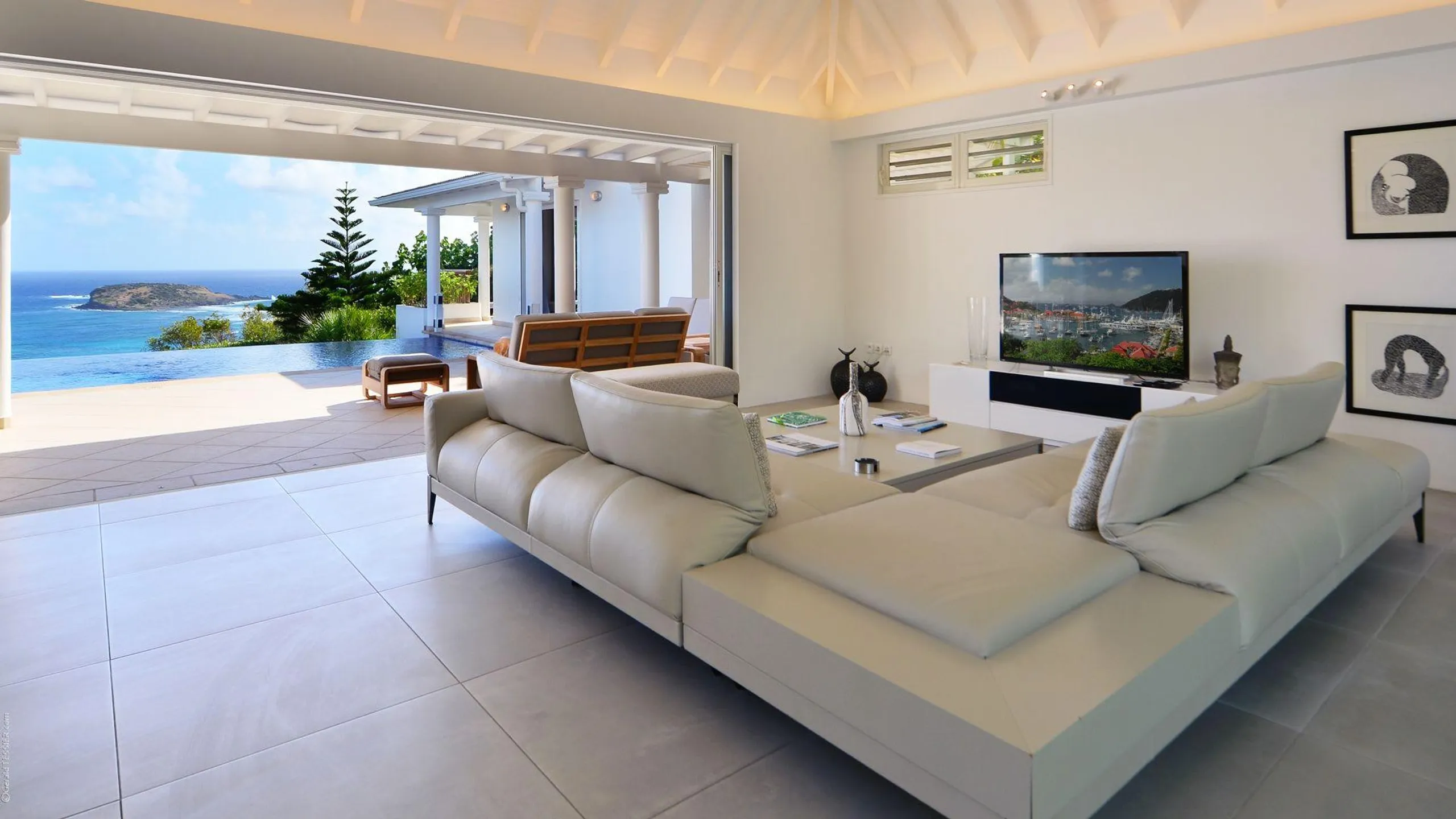Fantastic Modern Villa With Ocean View And Pool — photograph 5