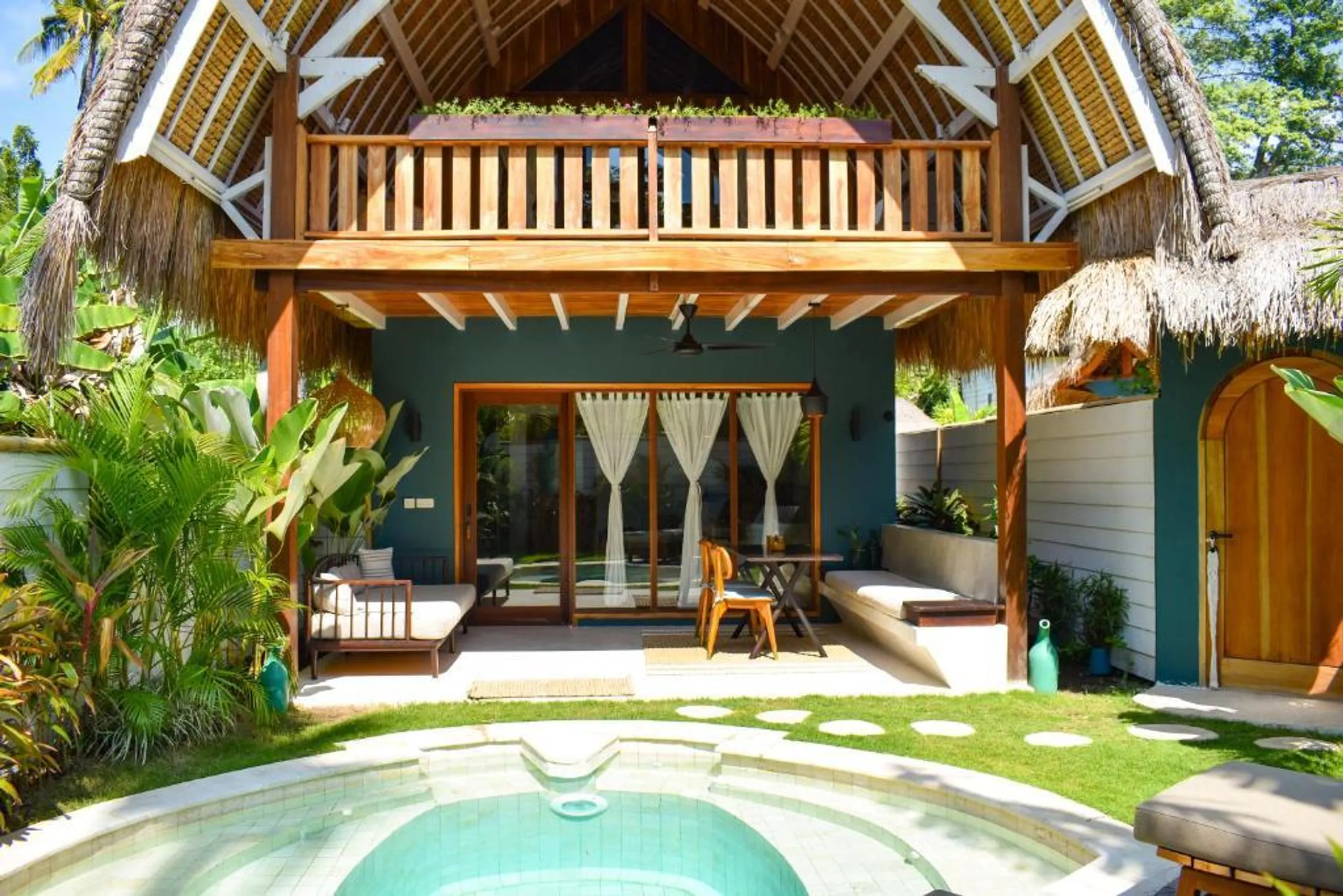 Exclusive Eco-Friendly Luxury Retreat Villa with Incredible Private Pools — photograph 6