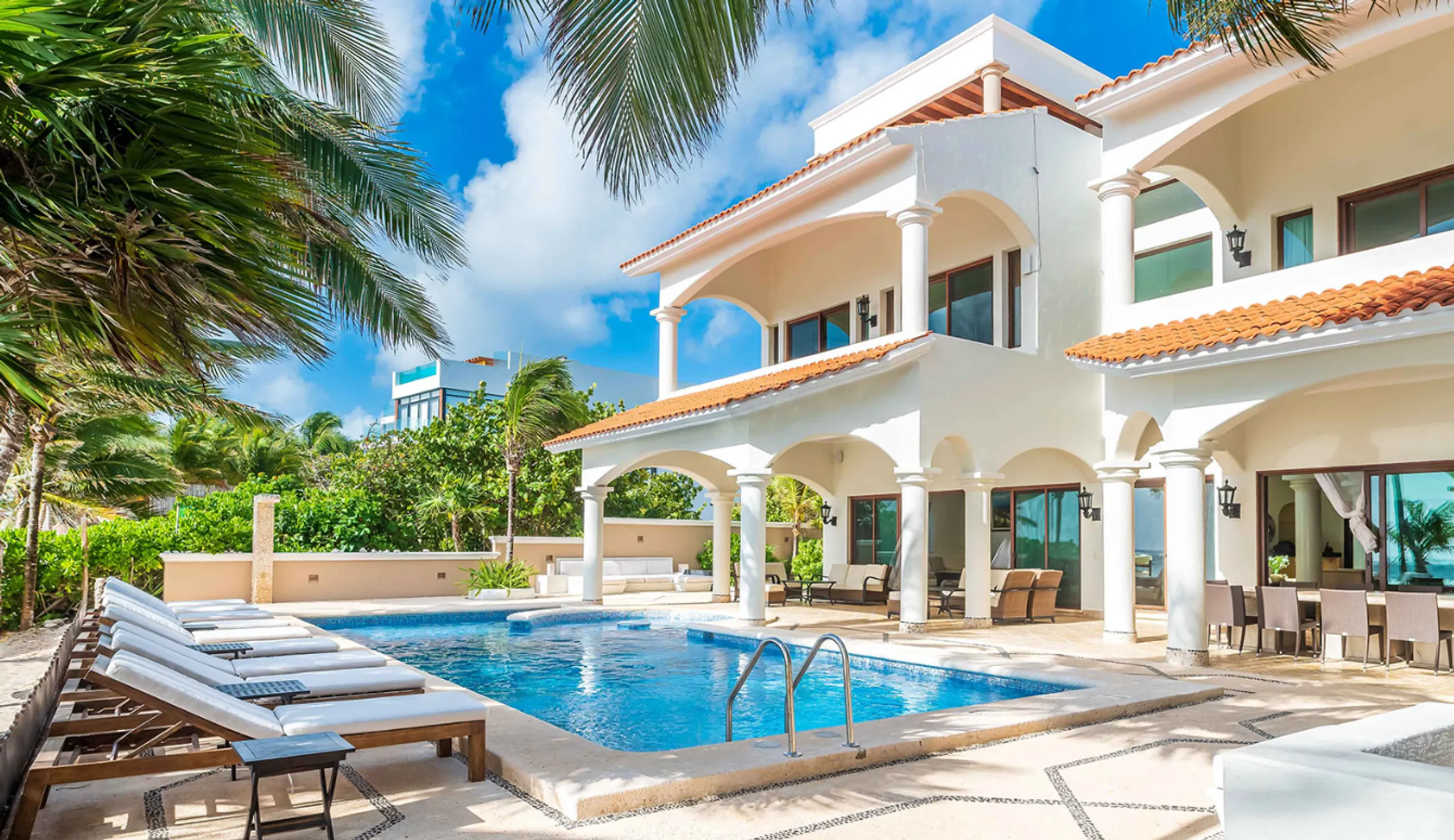 Exquisite Soliman Bay 10 BDR Oceanfront Villa with Private Poll, Soliman Bay