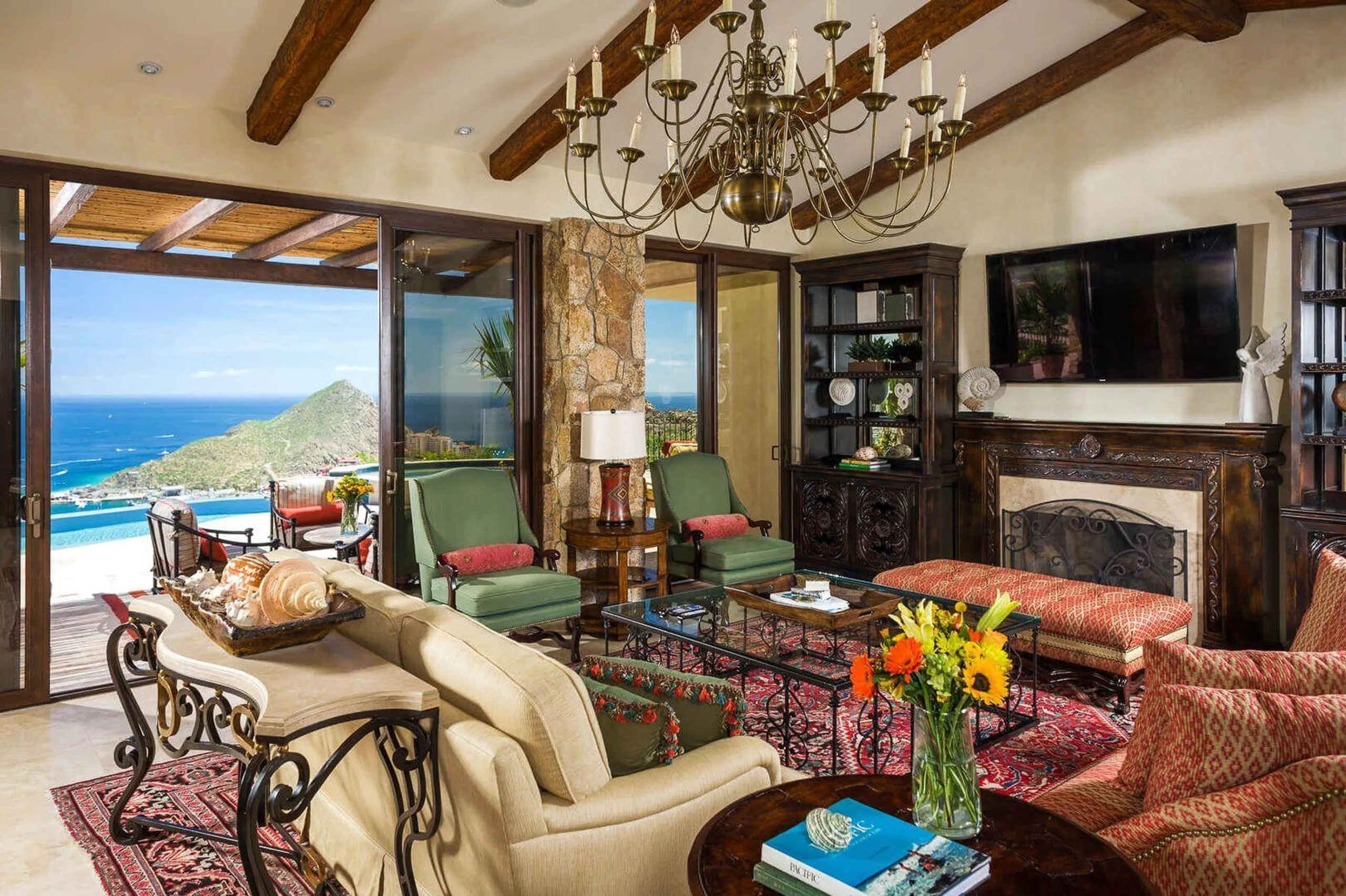 Above it All in this 9 Bedroom Hillside Estate with Infinity Pool and Views over Cabo to the Ocean — photograph 7