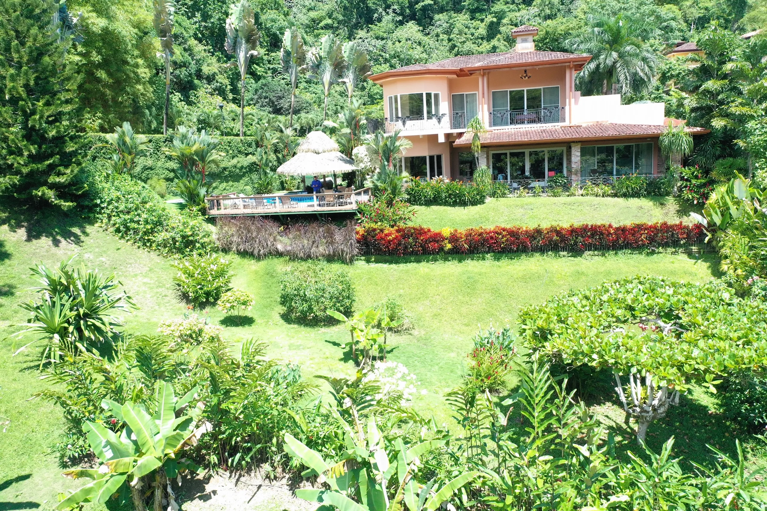 Spacious 5-Bedroom Los Sueños Villa with Infinity Pool, Golf & Marina Nearby — photograph 8