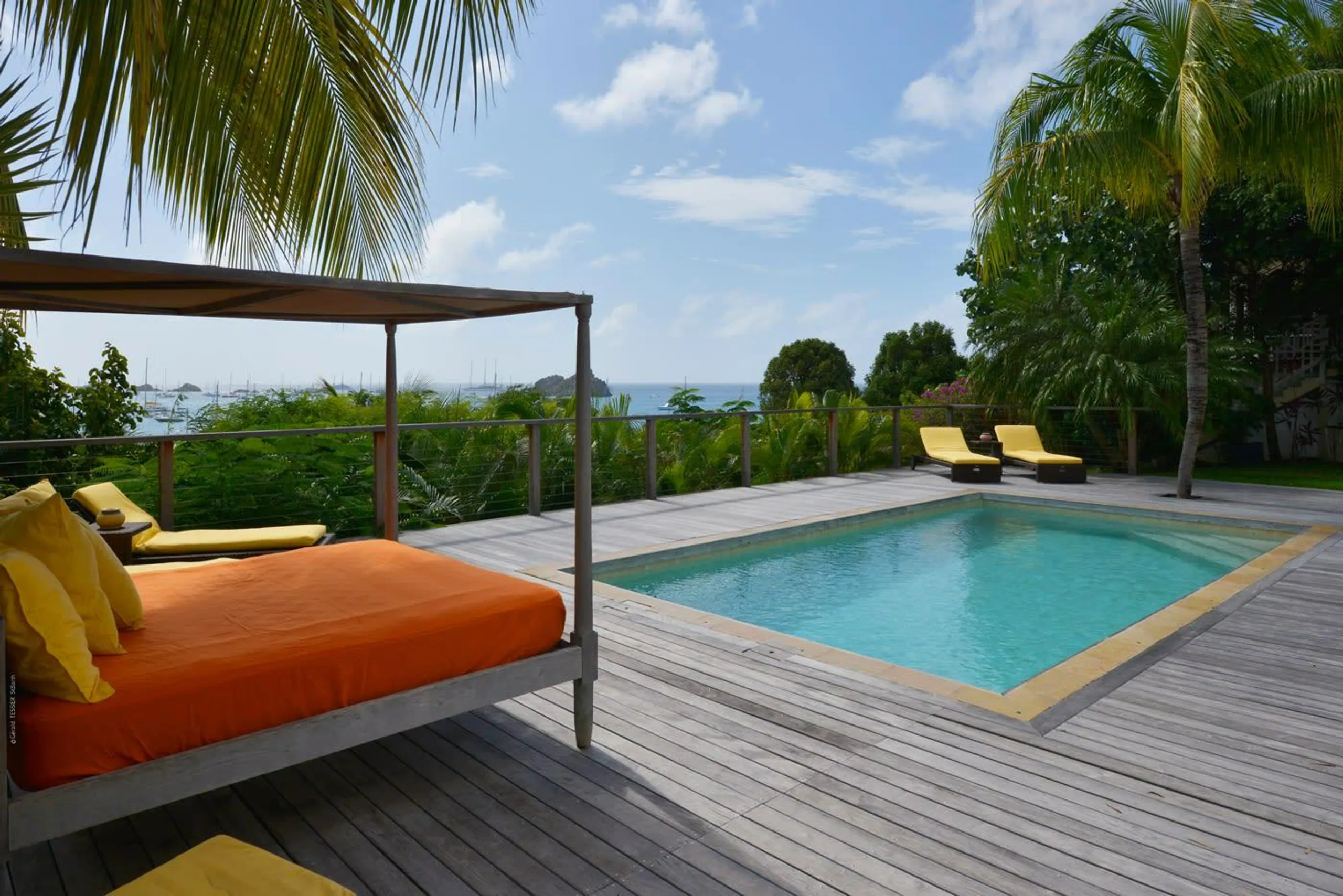 Tranquil Hillside Villa with Pool, Garden and Overlooking Corossol Bay Views, Saint Barthelemy