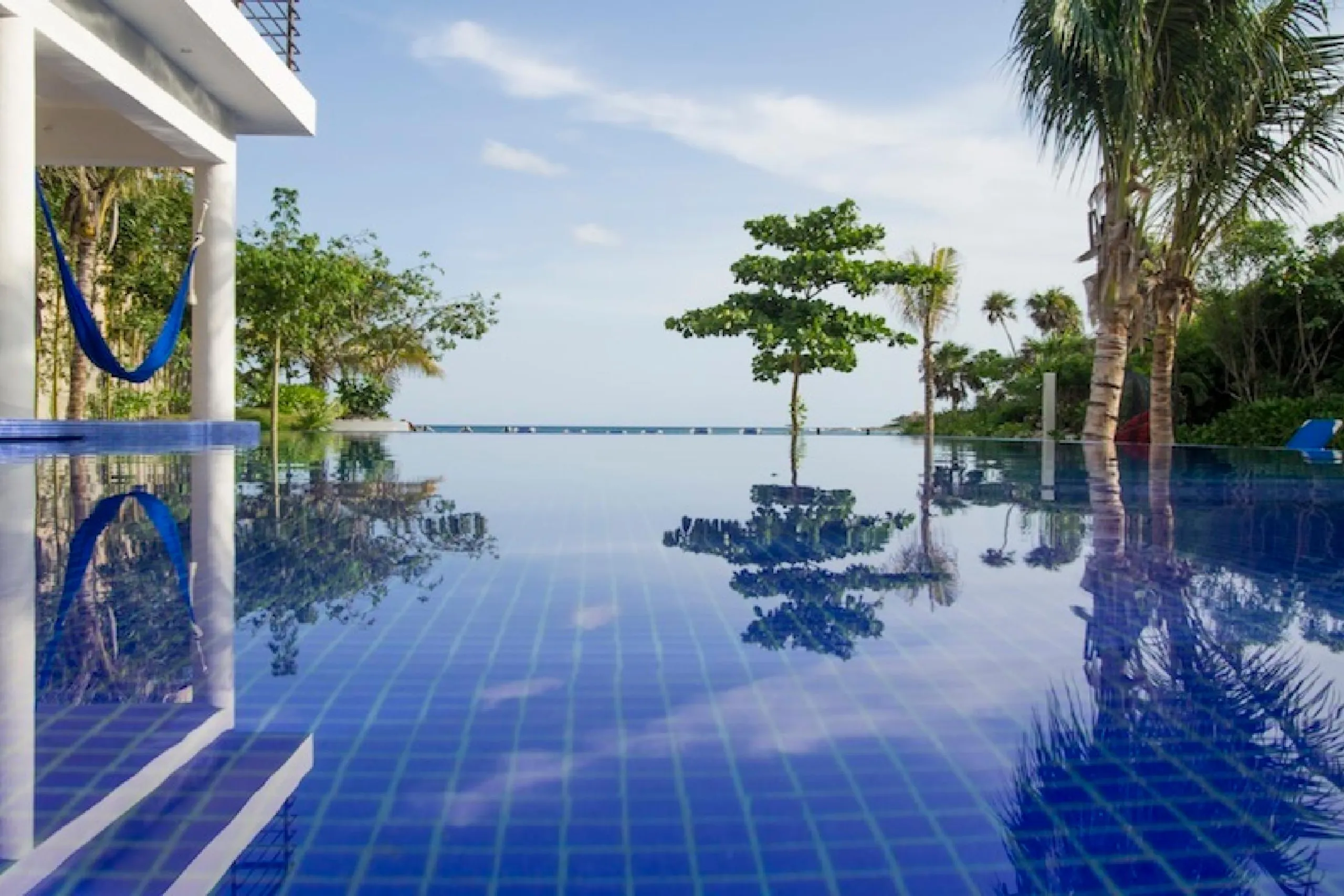 Akumal's  Exclusive Tropical Retreat with Oceanfront Pool Villa — photograph 2