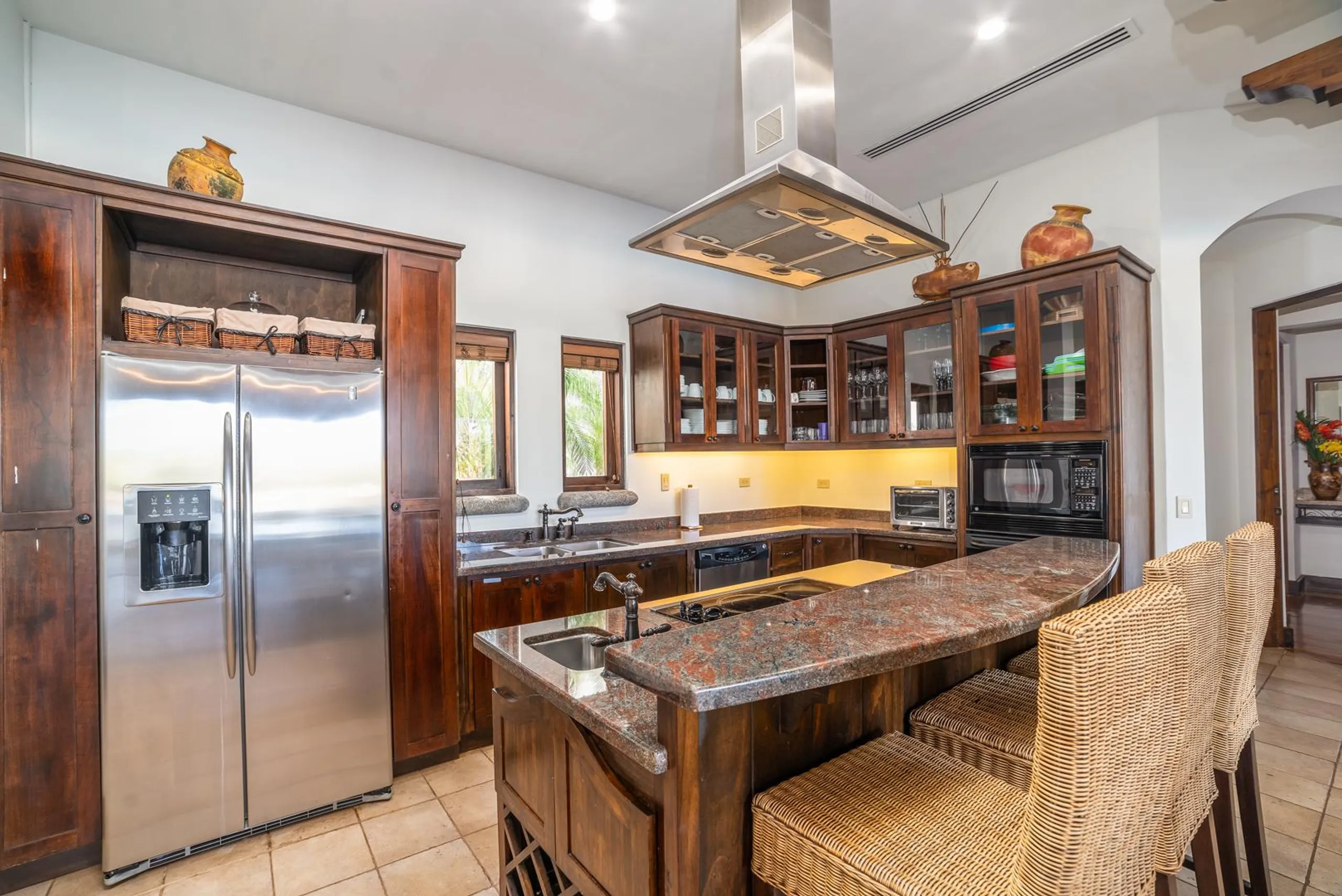 Perfect Playa Langosta Estate with Invigorating Pool and Jacuzzi — photograph 11
