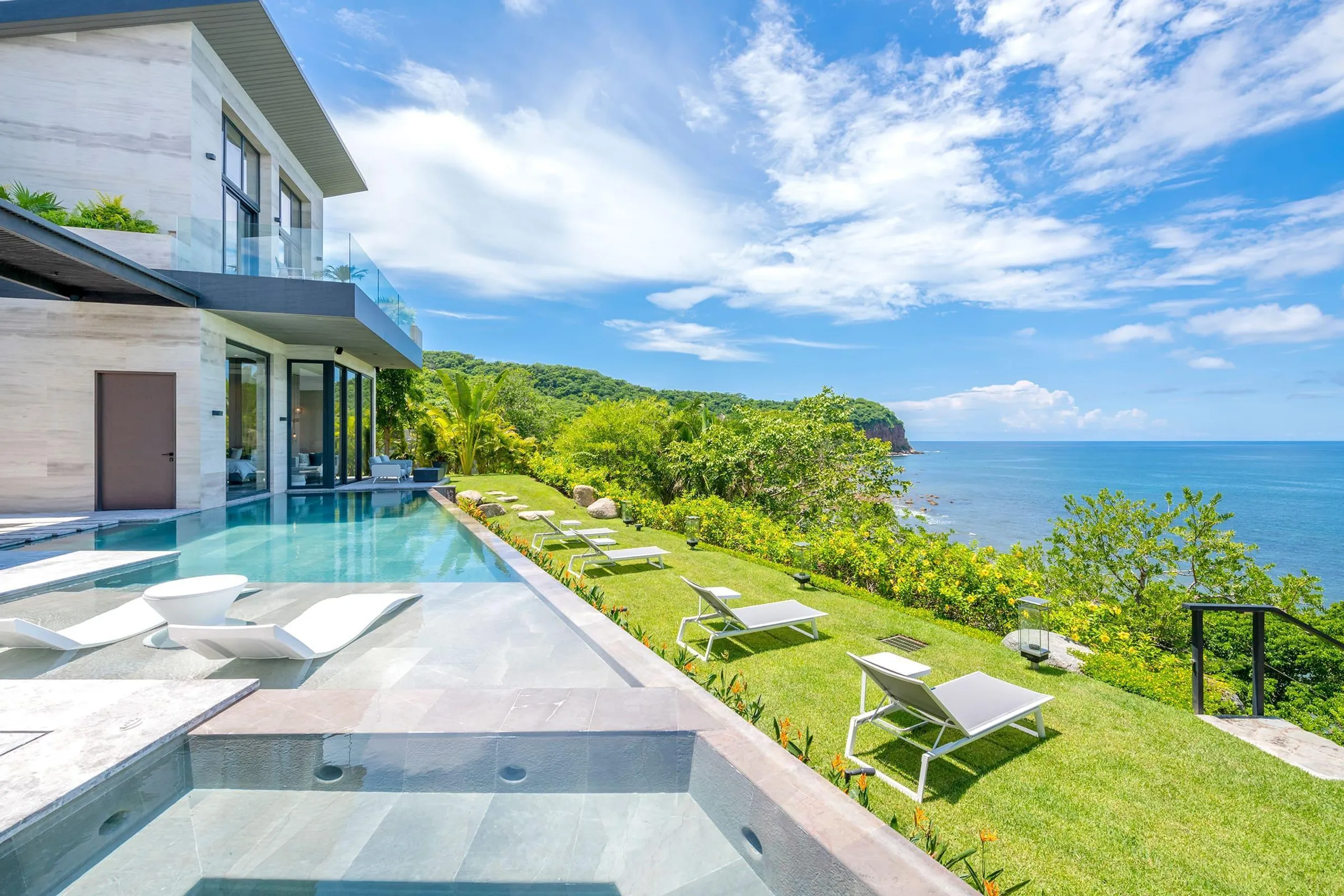 Iyari Exclusive Luxury Villa with Infinity Pool and Stunning Views, Punta Mita