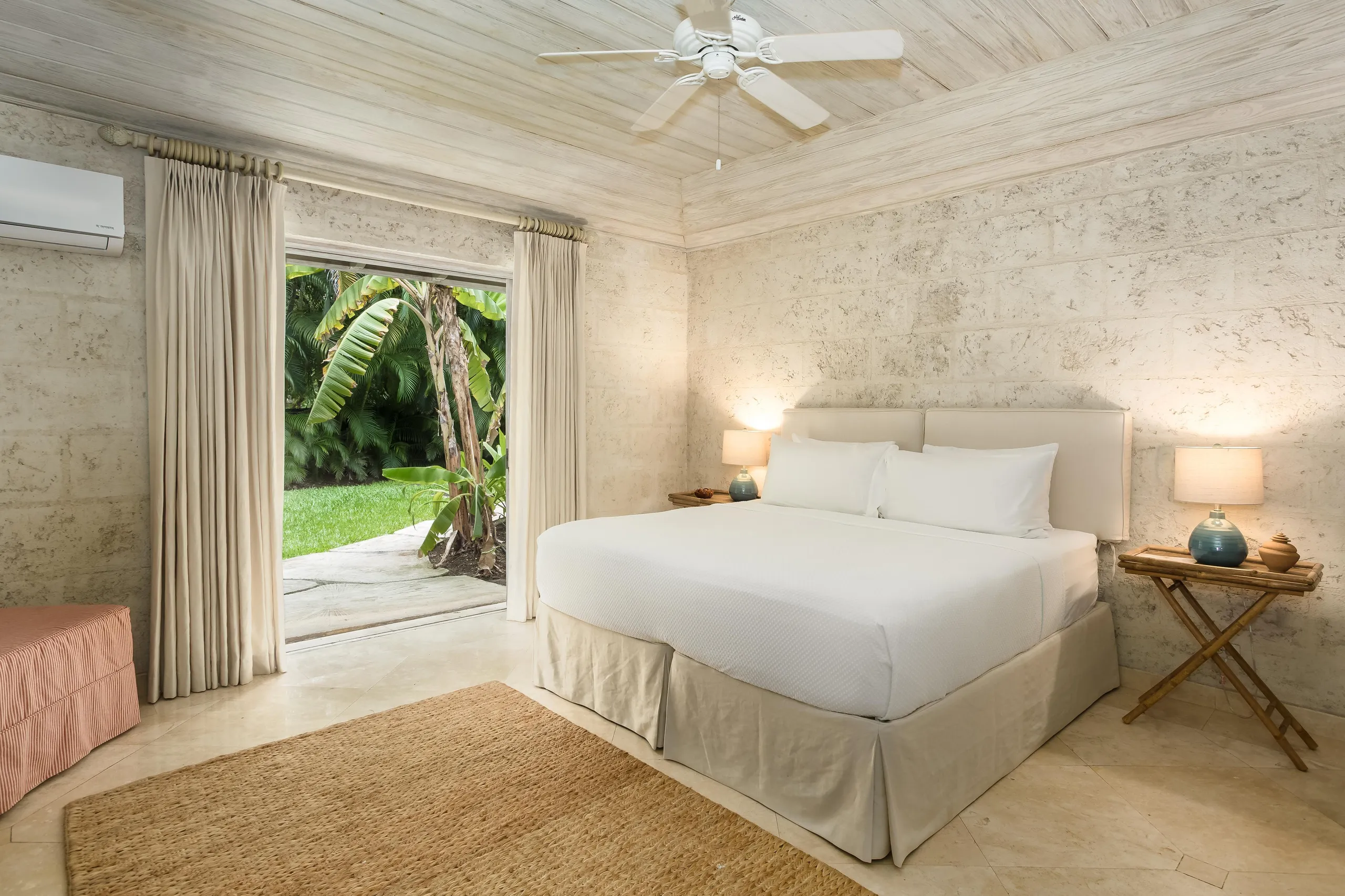 Sandy Lane Villa with Large Private Pool and Lush Grounds — photograph 12