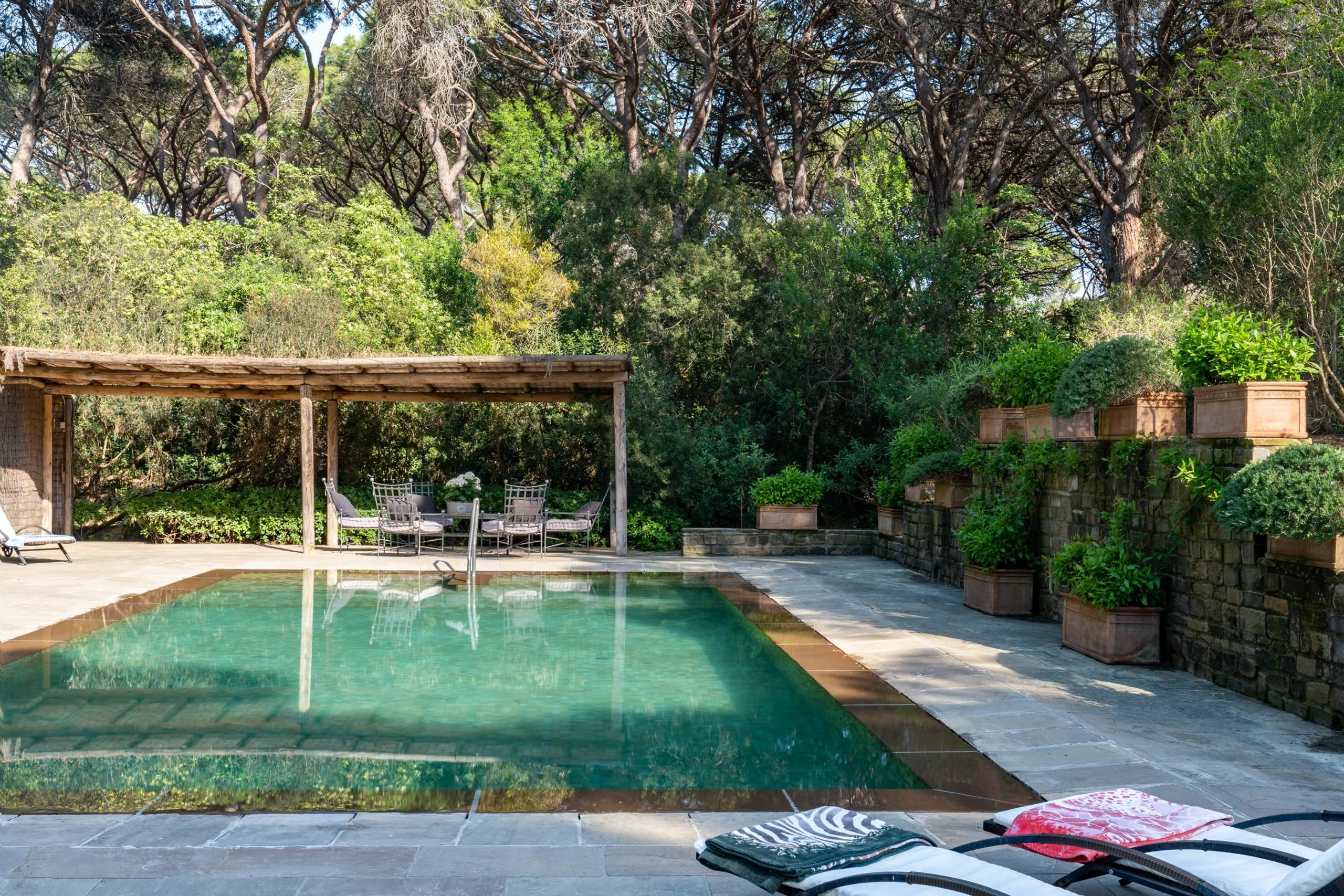 Ferragamo Private Luxury Retreat with Beach Access and Private Pool, Roccamare