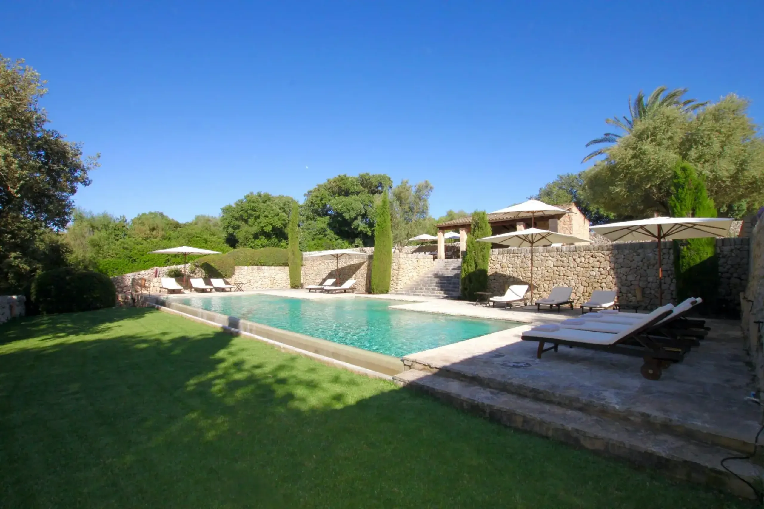 Relaxing Spanish Estate with Private Pool and Gazebo, Mallorca