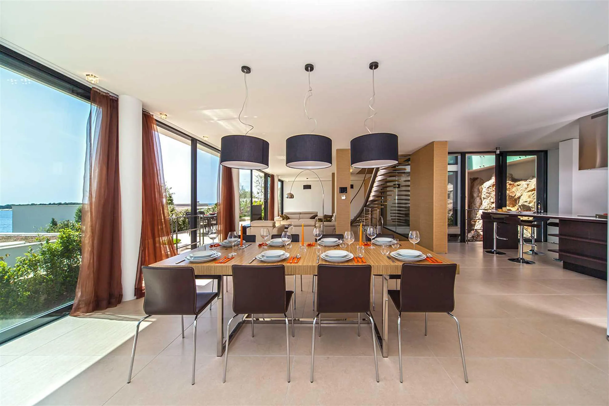 Elegant 3-Bedroom Villa in Primošten with Indoor Pool and Sea Views — photograph 10