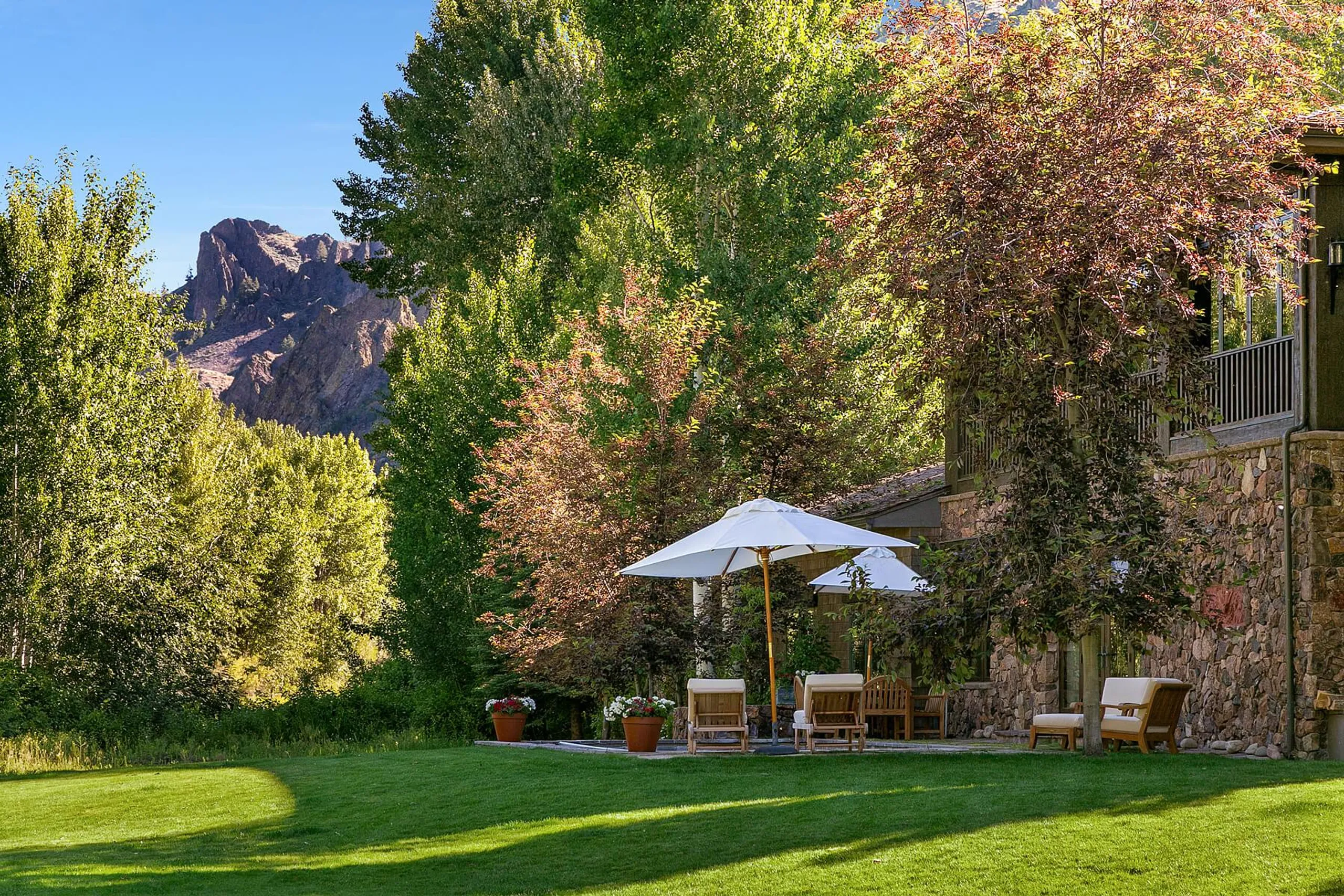Splendid Sun Valley Villa with with Glass Greenhouse, Pool & Spa & Top-notch Amenities — photograph 5