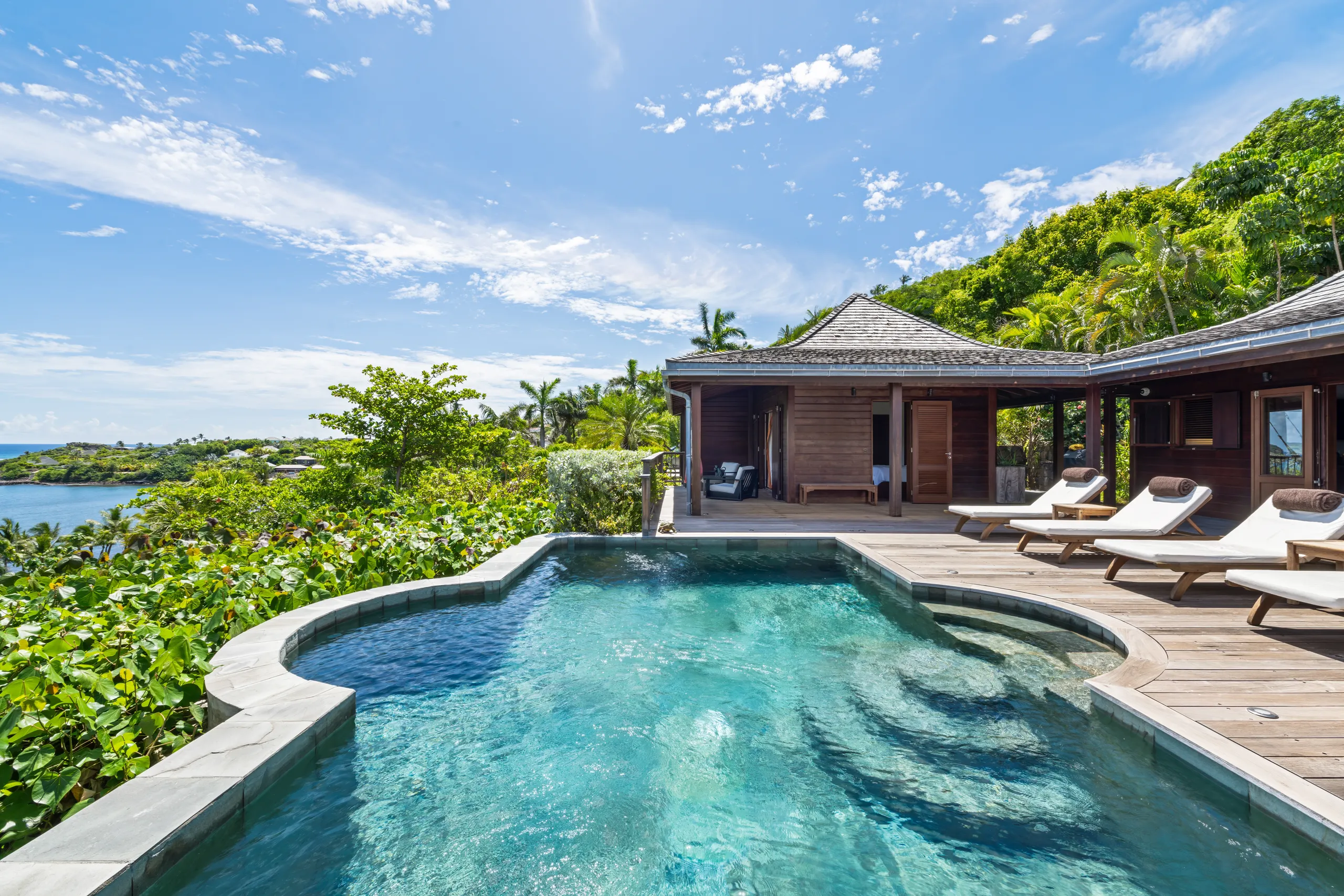 Classic St. Barth Style Villa with Heated Pool & Bay Views — photograph 5