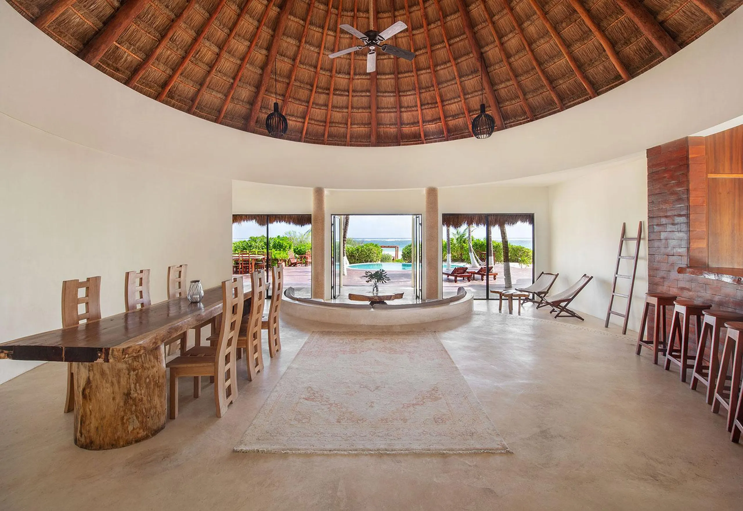 Luxury Beachfront Riviera Maya Villa in Sian Ka'an with Resort Pool — photograph 8