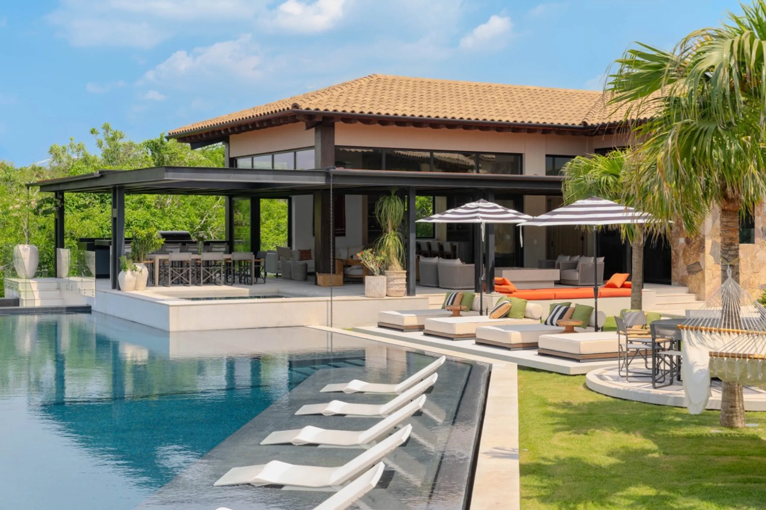 Spacious Punta Mita Villa with Beach Access & Panoramic Views — photograph 7