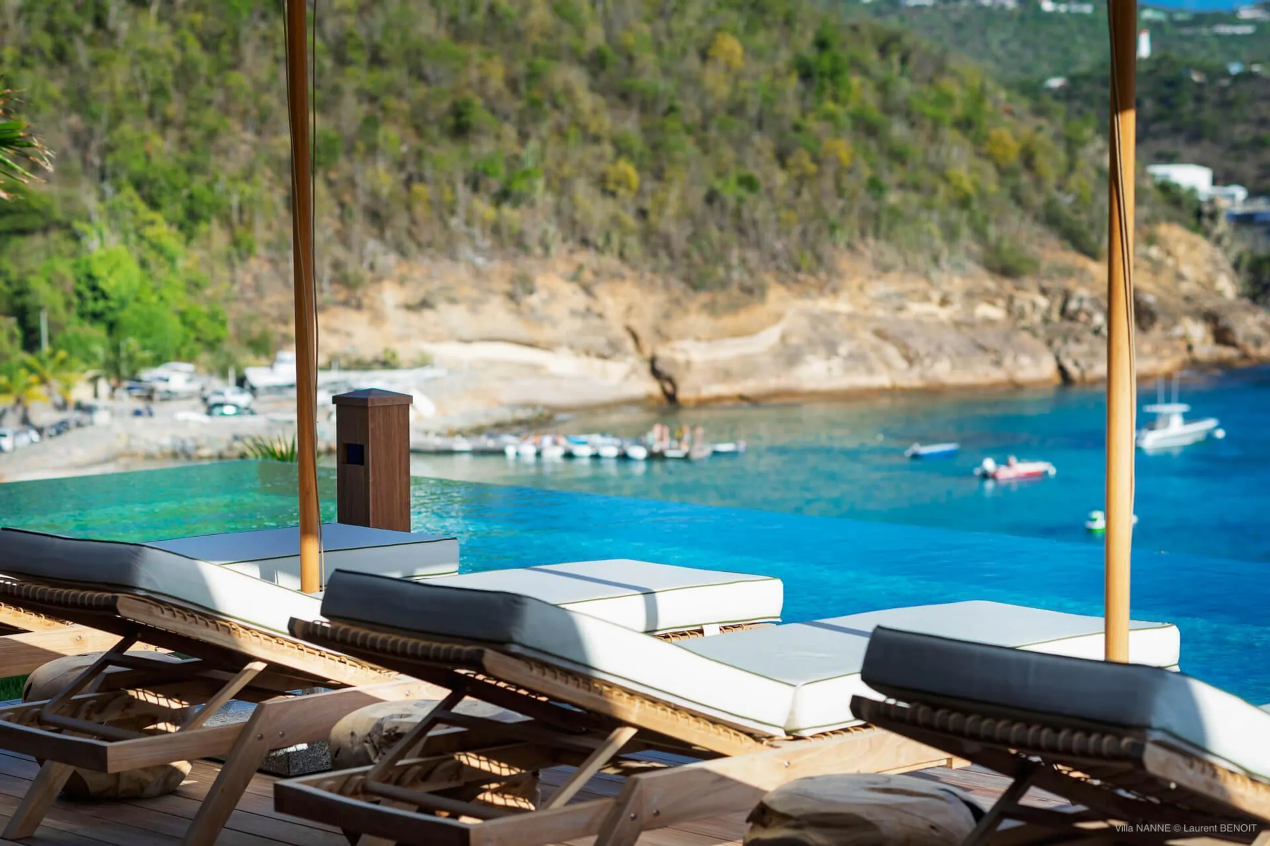 Caribbean Styled Caribbean Styled with Corossol's Bay Sparkling Water and Private Heated Pool — photograph 9