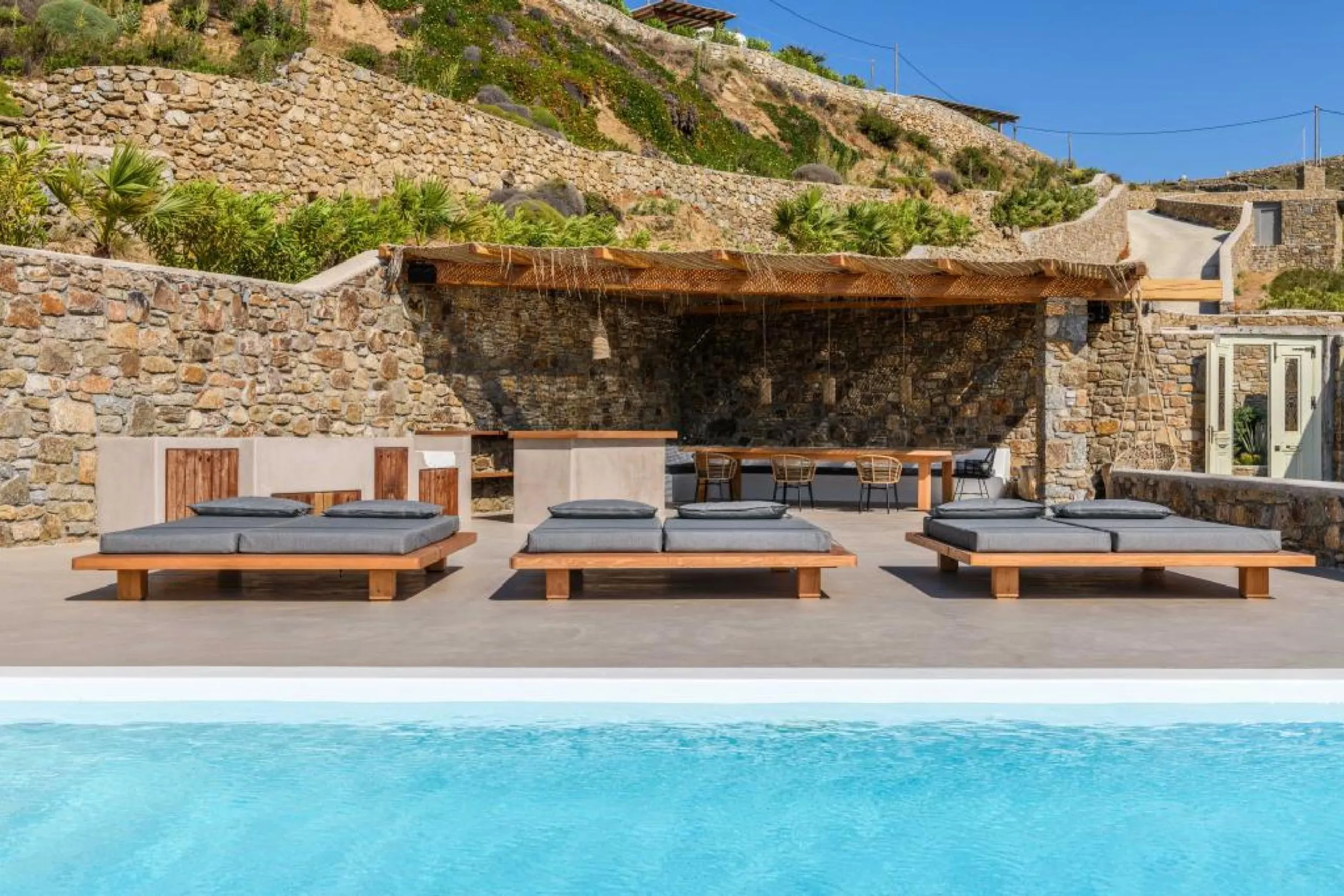 Mykonos Greek Style Villa with Stunning Sea Views — photograph 6