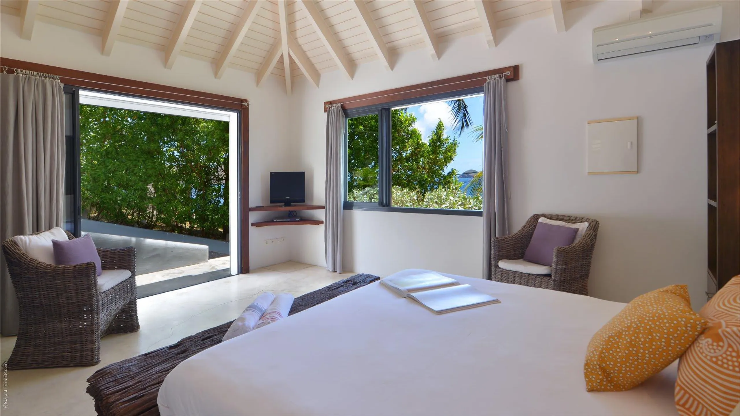 Refreshing Villa with Private Pool and High-Quality Amenities — photograph 10
