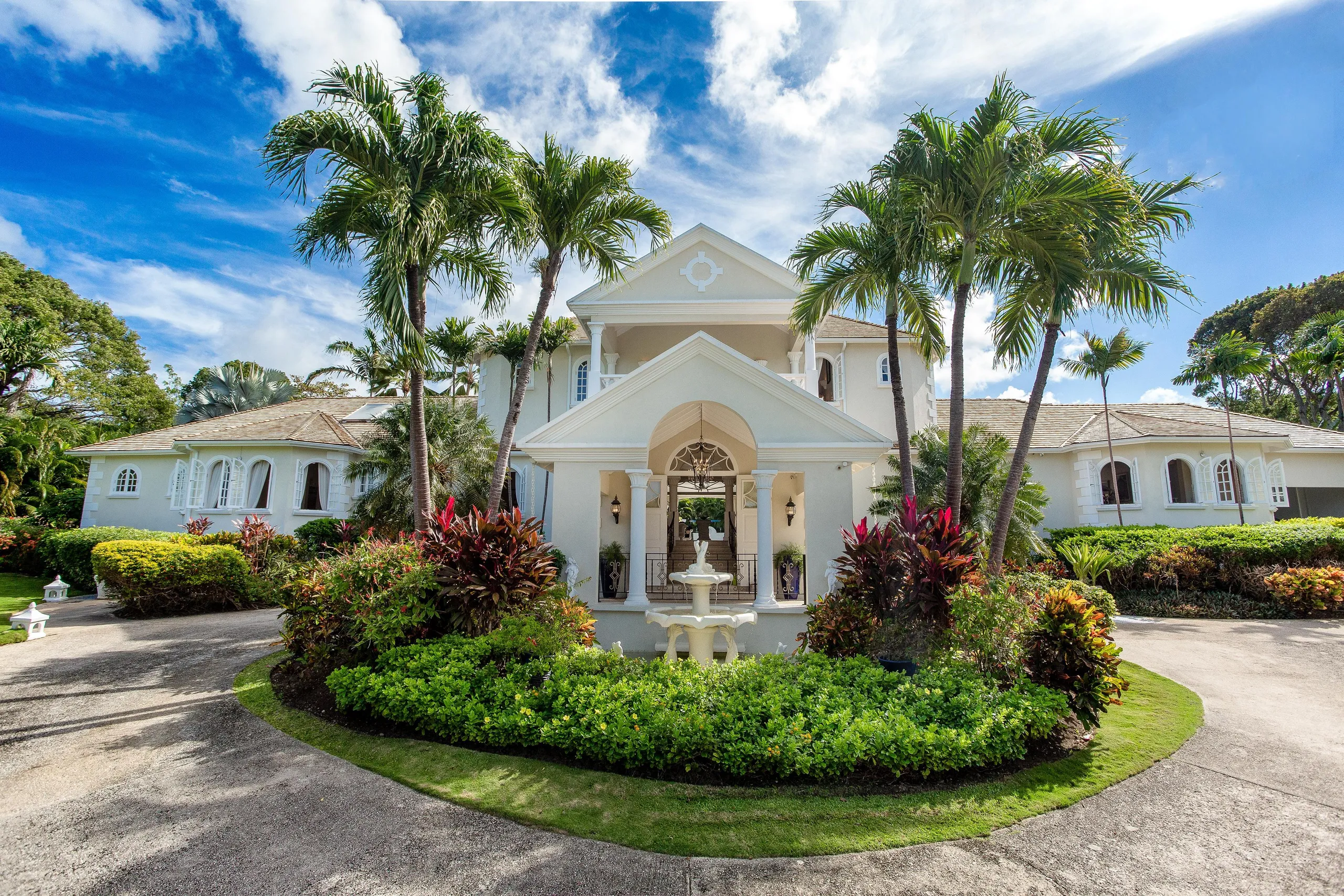 Sandy Lane's Prestigious Villa with Private Pool and Beach Access — photograph 4
