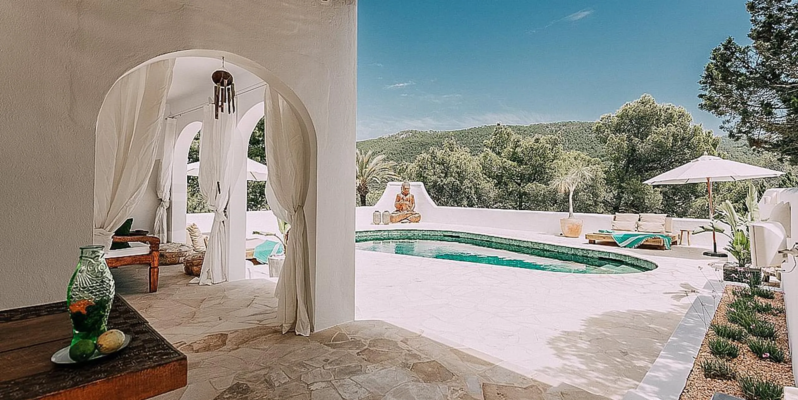Spanish White Villa with Private Pool and Amazing Views — photograph 2