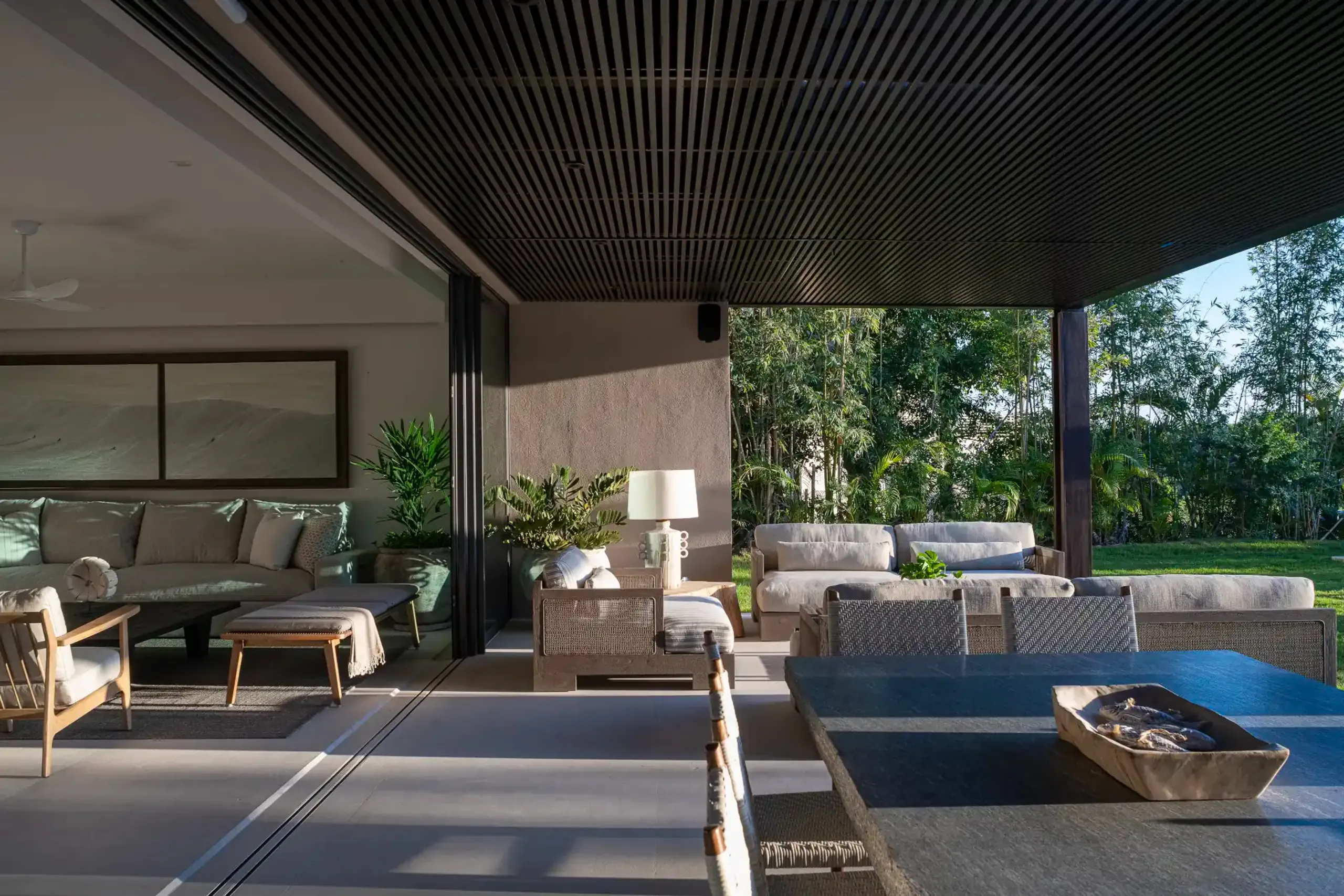 Elegant Porta Fortuna Villa with Private Pool, Jacuzzi & Panoramic Vistas — photograph 11
