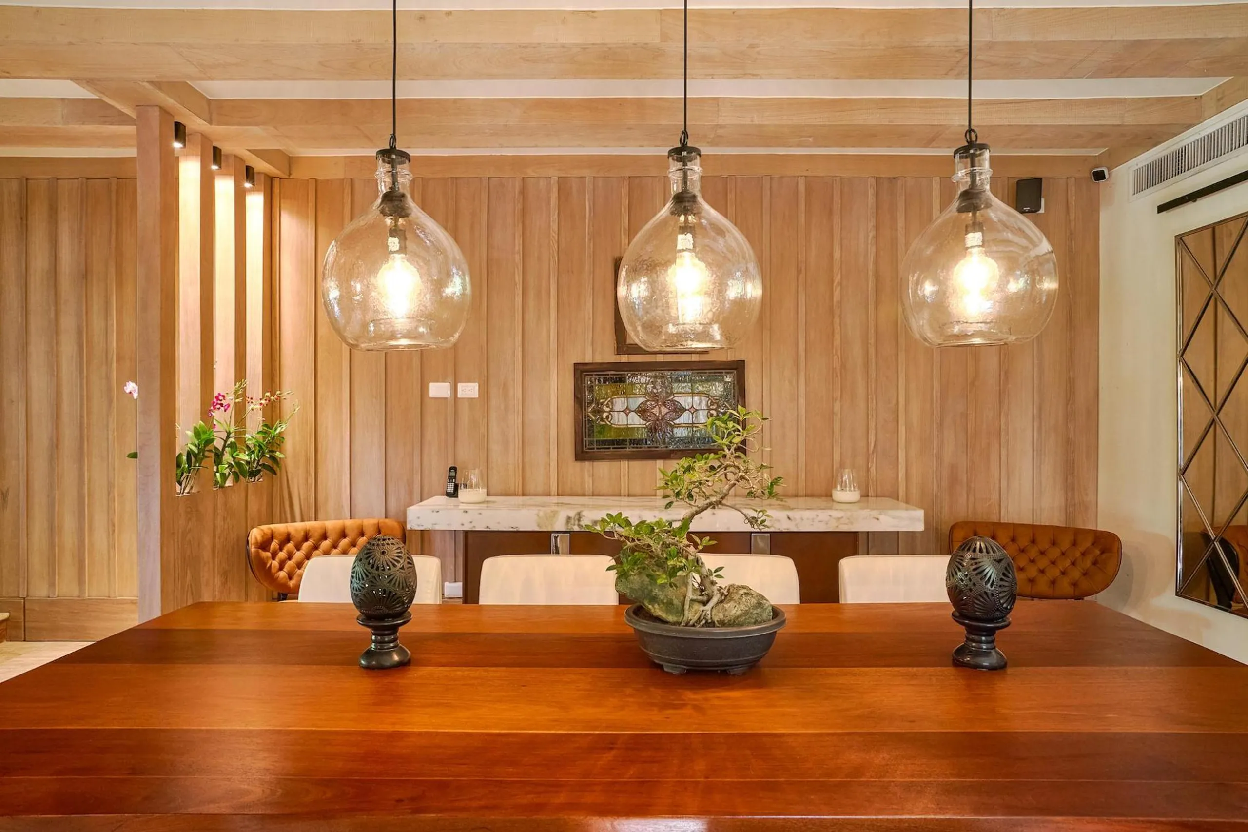 Glorious 4BR Villa with Heated Pool and the Marina Nearby — photograph 11