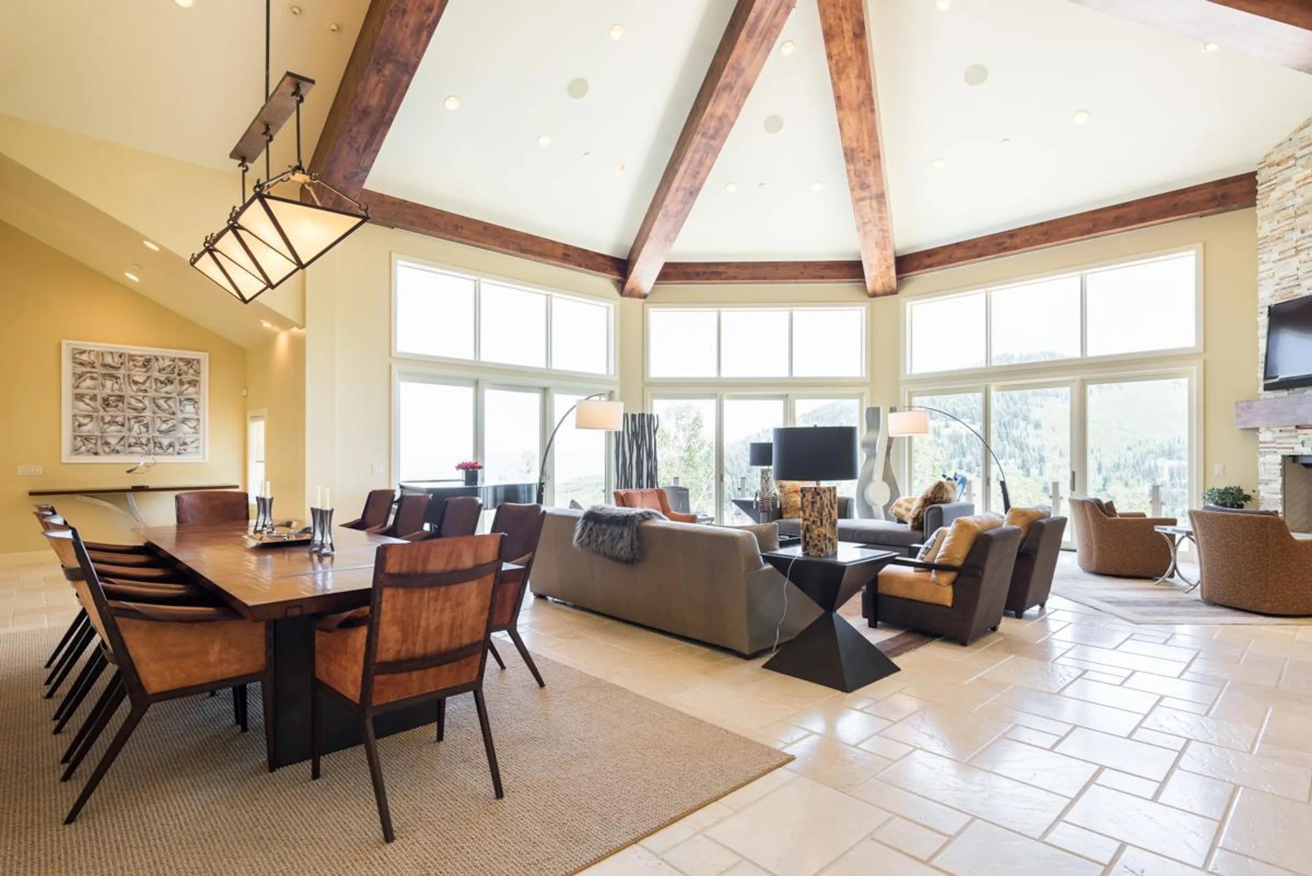 Harmony Alpine Chalet with Private Pool and Amazing Mountain Views — photograph 8