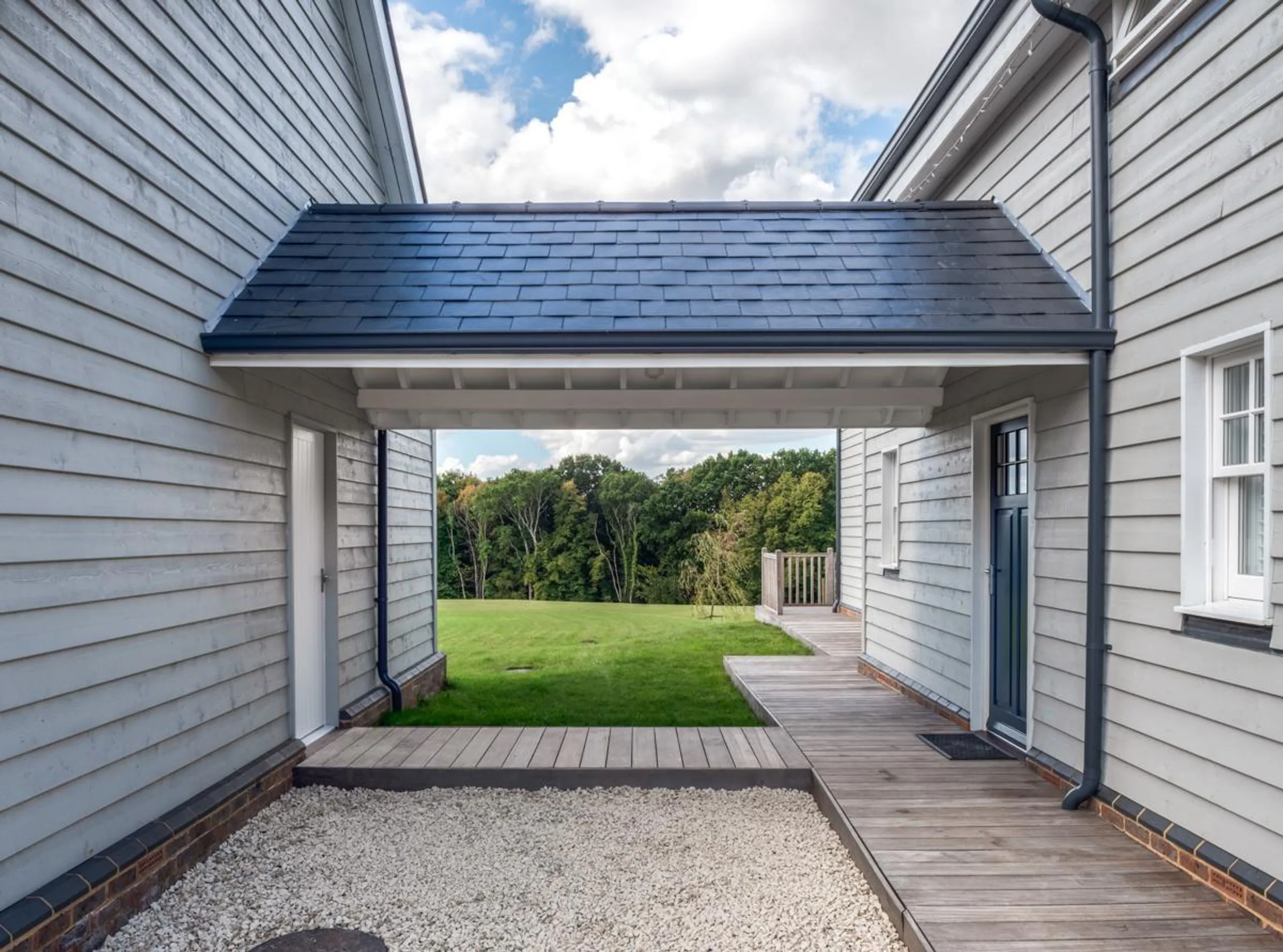 Luxurious Newly-Built Villa with Indoor Pool and Countryside Views — photograph 12