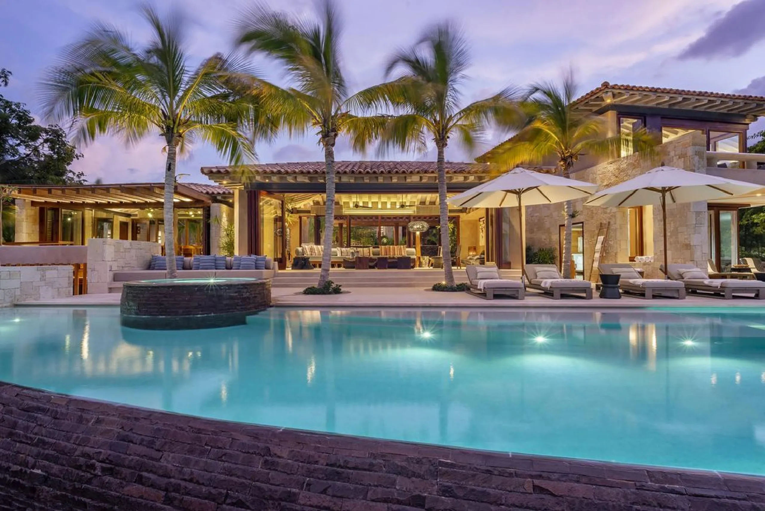 Punta Mita Ultra Luxury Beachfront Estate with Infinity Estate with Ocean Views, Kupuri