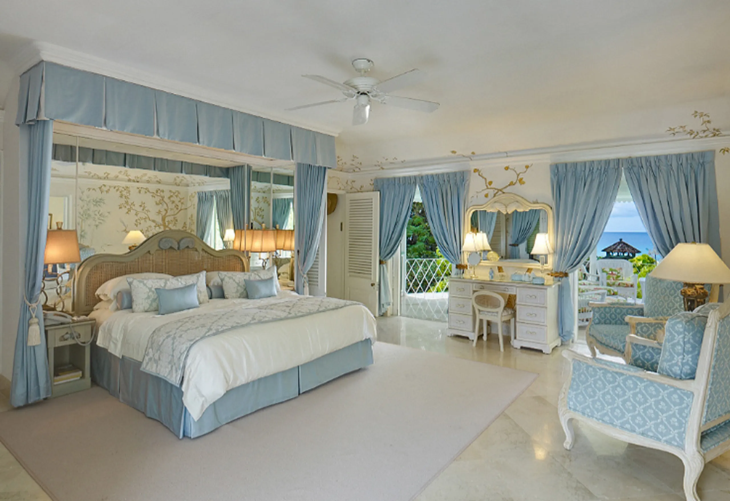 Barbados Majestic Villa with Breathtaking Views of the Caribbean Sea — photograph 8