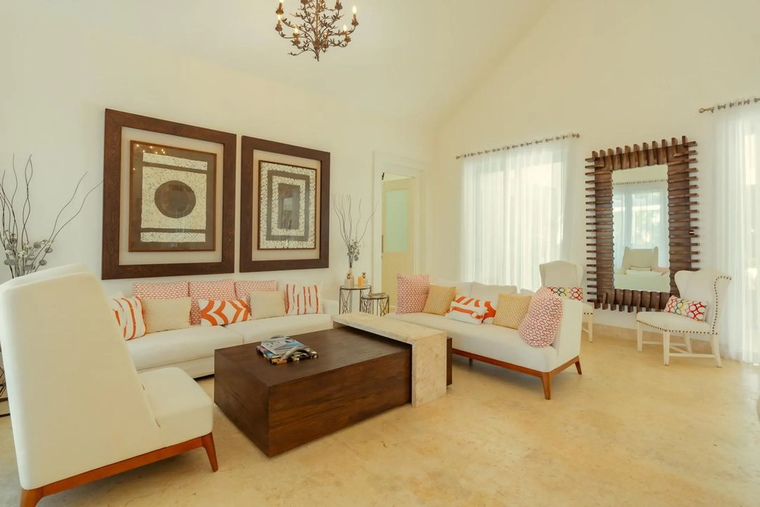 Breathtaking Luxury Villa with Private Beach — photograph 11