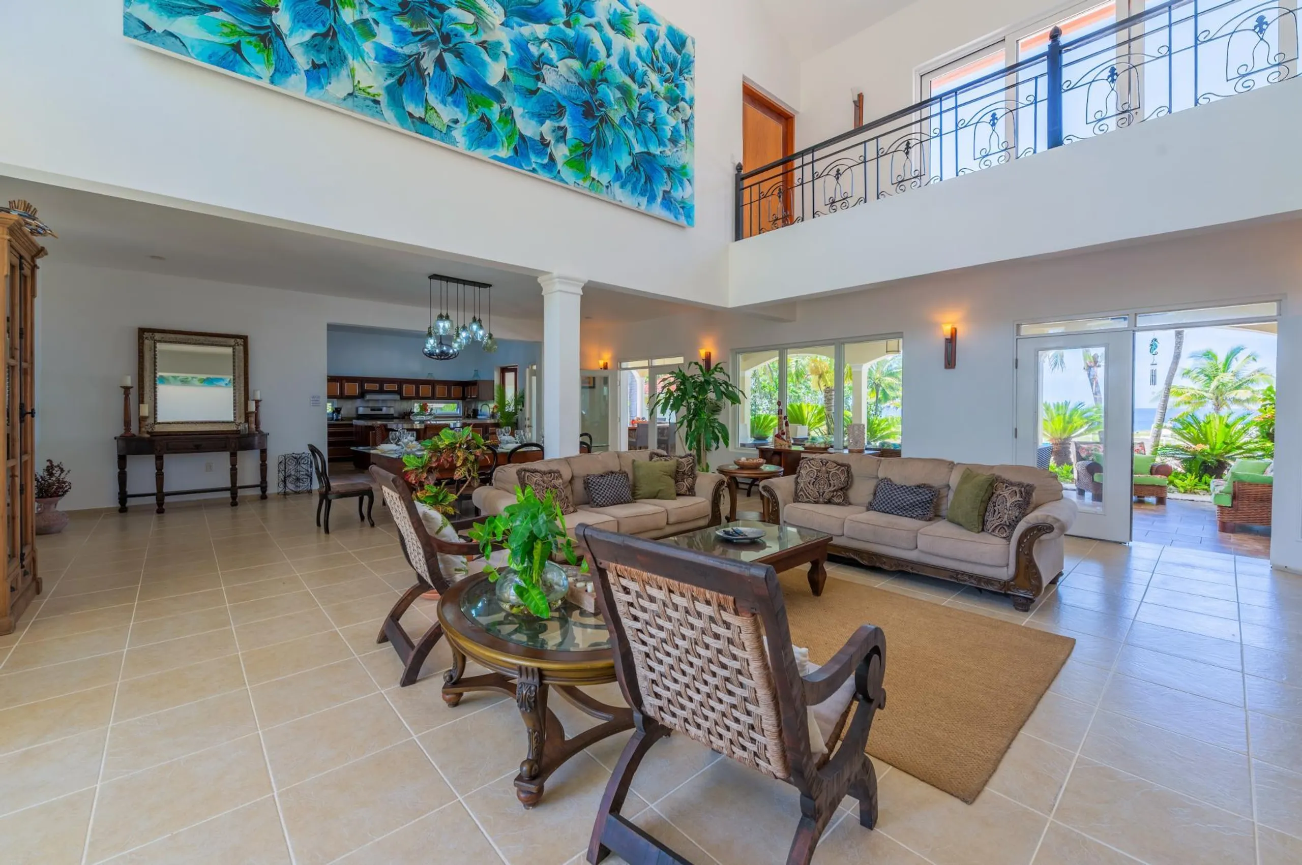 Deluxe Puerto Plata Estate with Walks to Beach — photograph 5