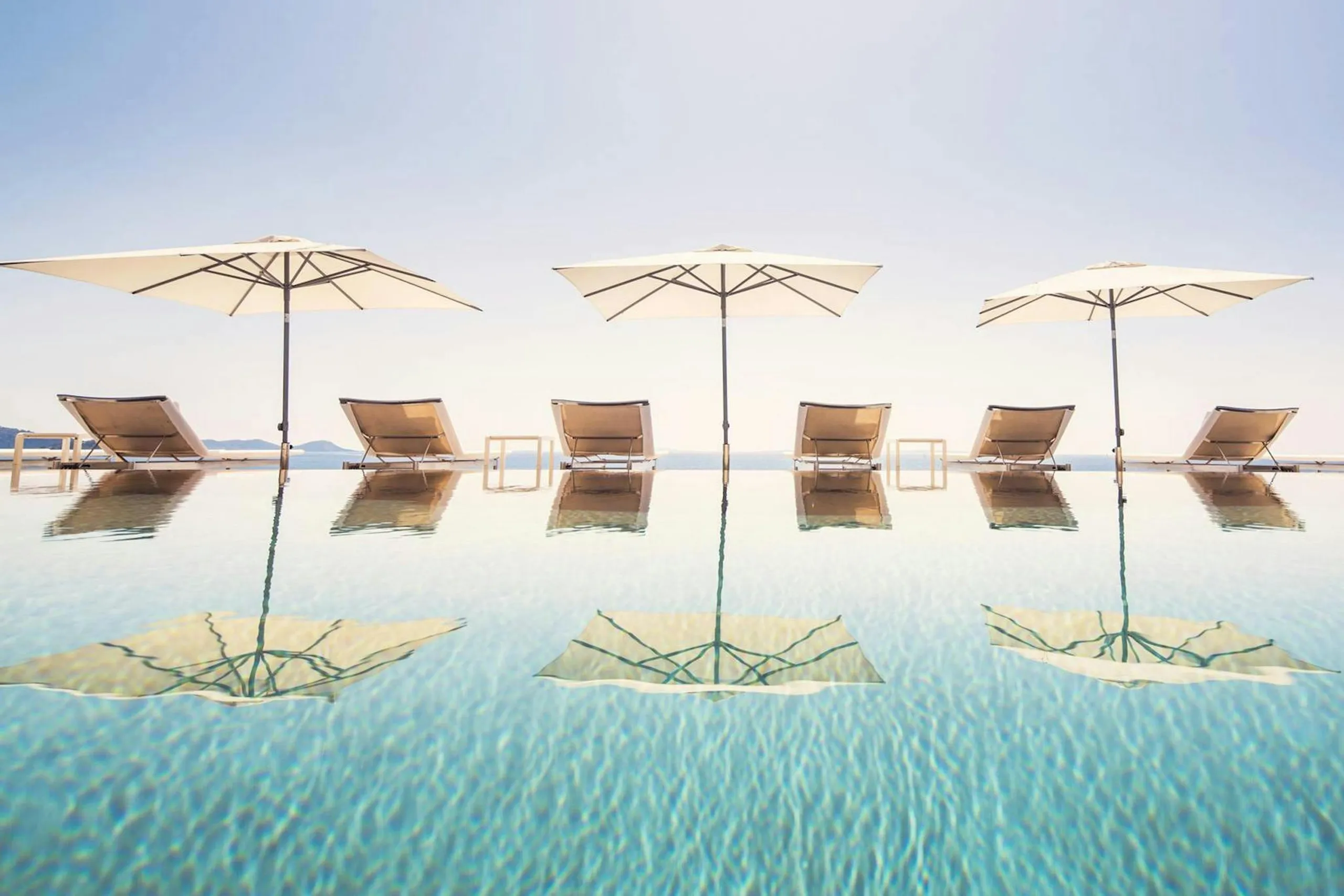 Phenomenal Seaview Villa in Ibiza with Infinity Pool and Panoramic Patio Dining — photograph 12