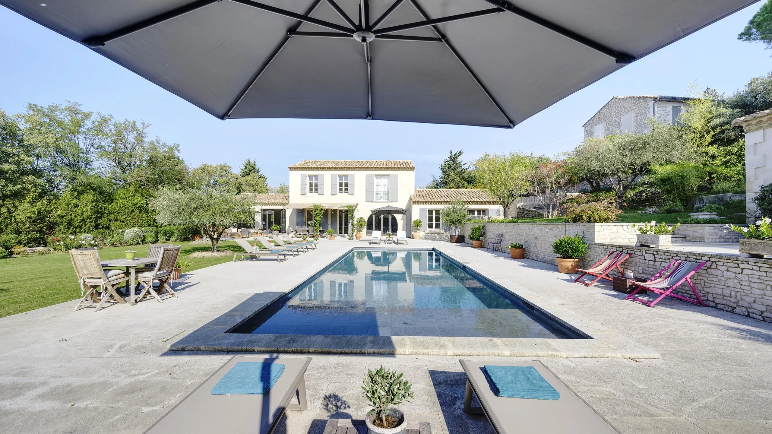 Luxury Escape Villa with Poolside Symphony VILLAWAY®, France