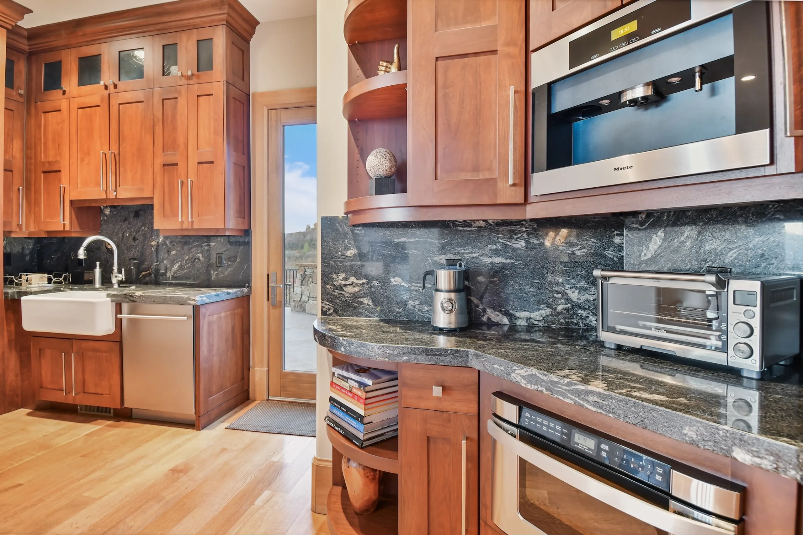 Modern Mountain Villa with Theater, Designer Interiors with Direct Ski Access — photograph 12