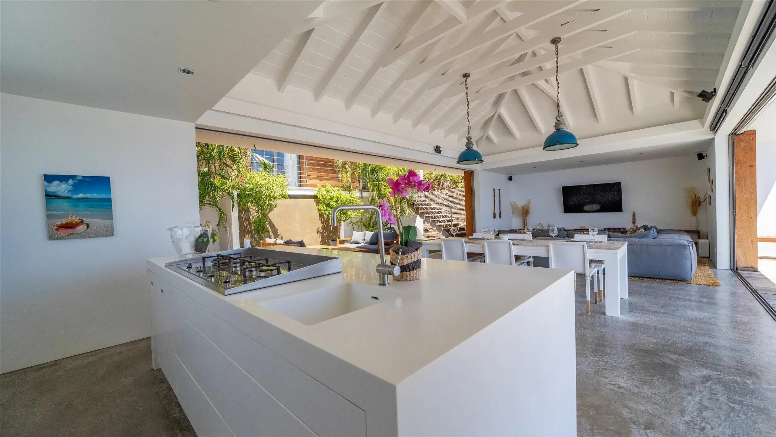Beautiful Oceanview Villa with Invigorating Pool — photograph 7