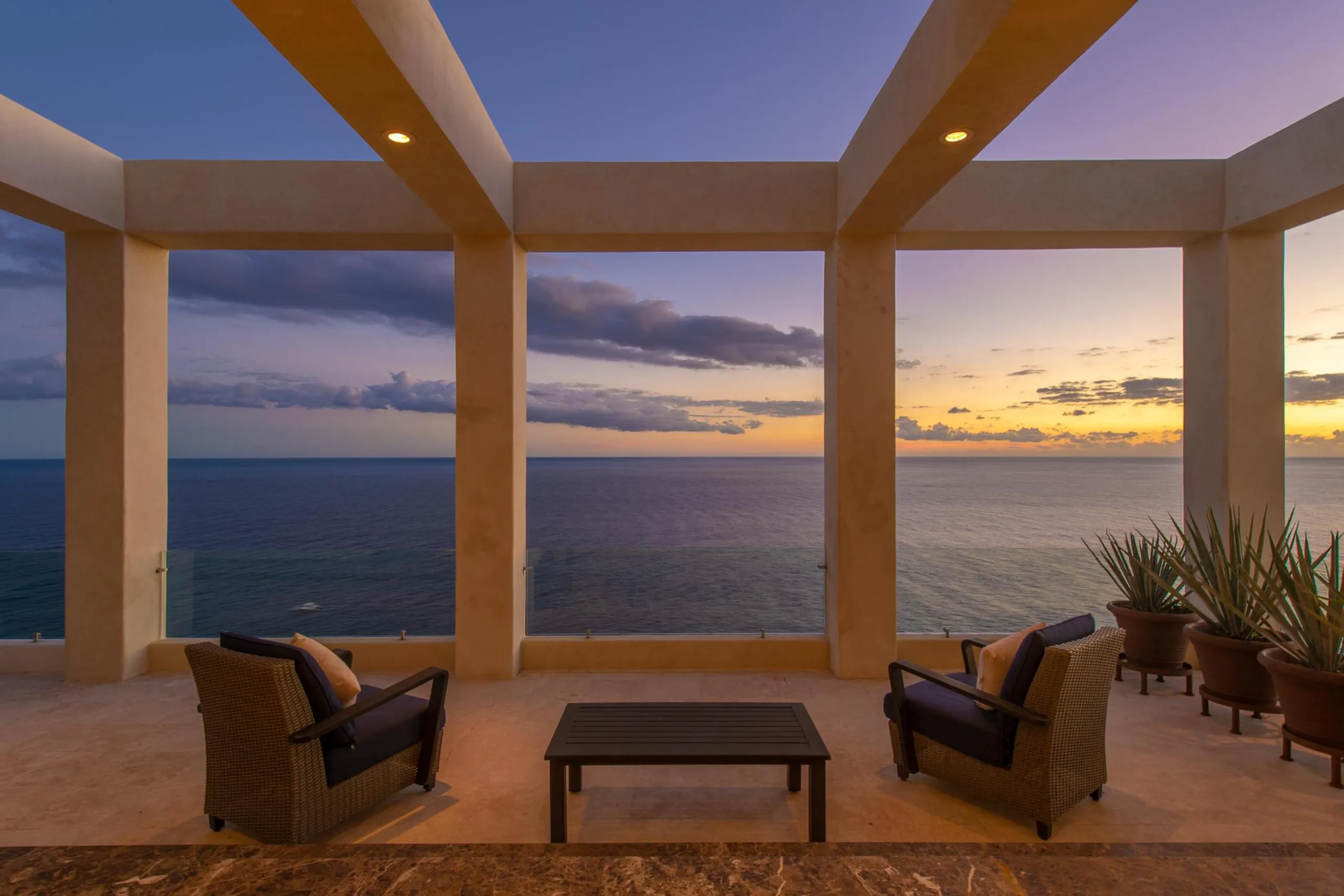 Ultimate in Natural Beauty and First-class Luxury Pedregal Estate with Pool and Spectacular Views — photograph 10