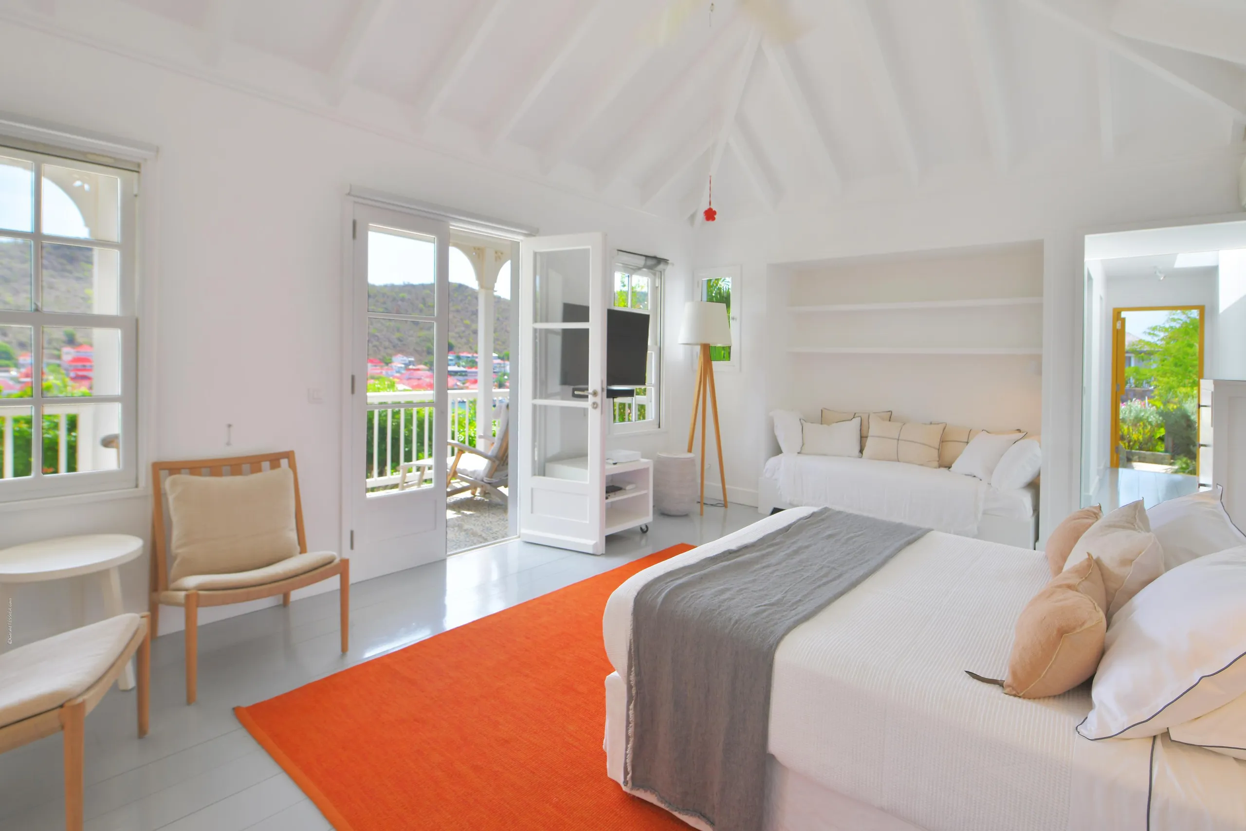 Refreshing Paradise Estate with Private Pool and Ocean Views — photograph 7