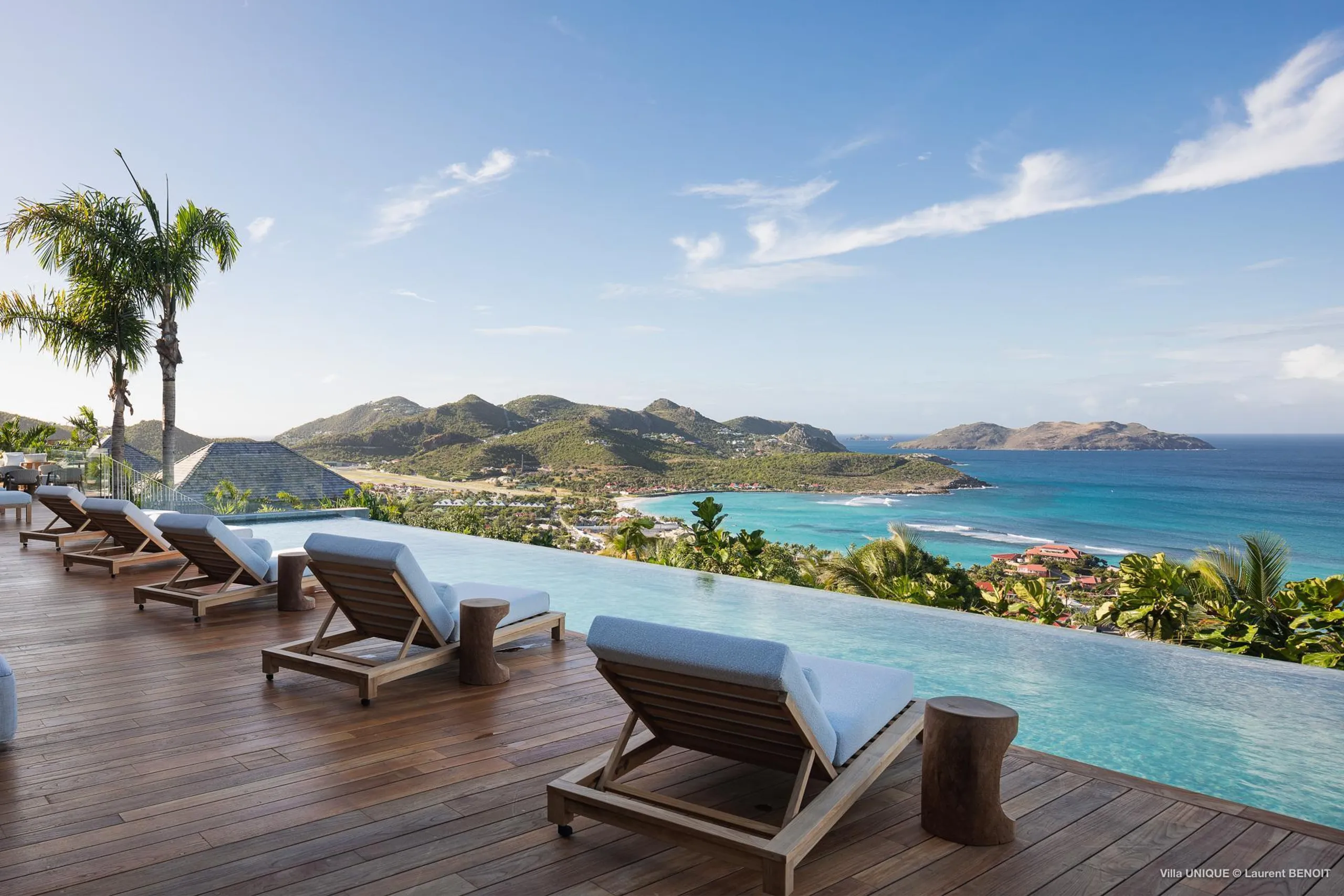Stunning and Unique Saint Barts showplace villa with infinity pool — photograph 5