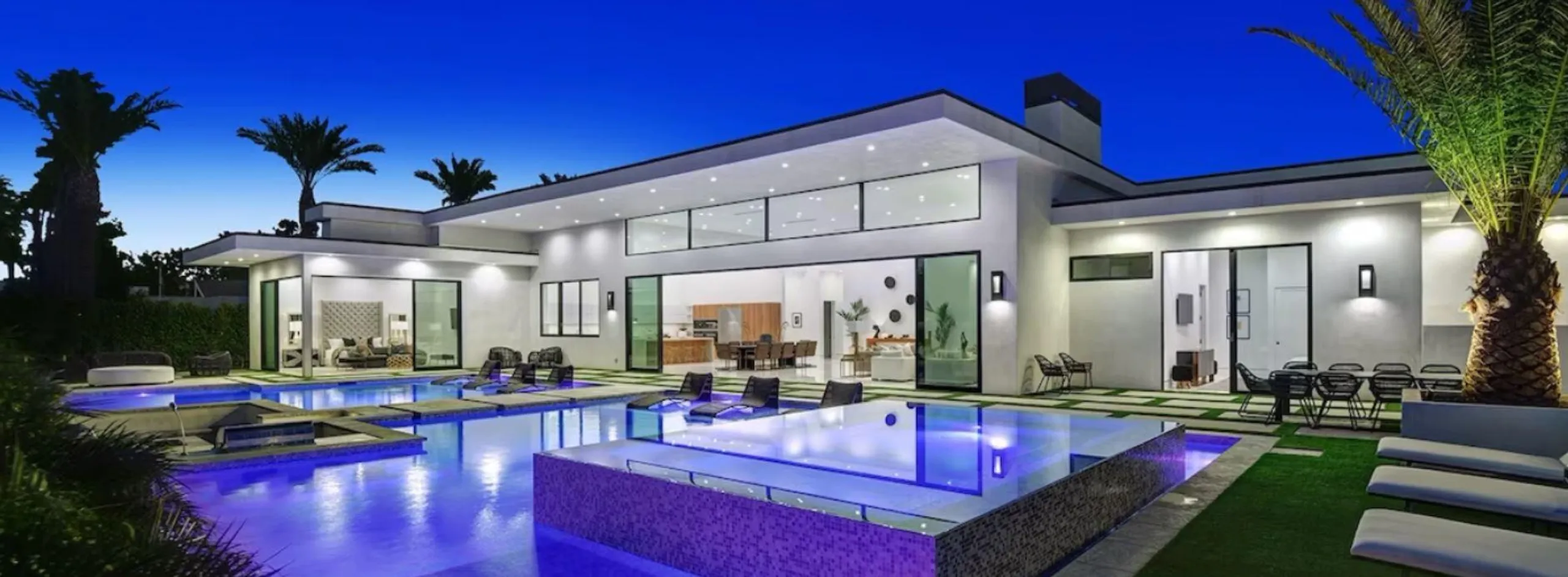Brand-New Modern Chic Estate with Private Pool, Spa and Panoramic Mountain Views, Coachella