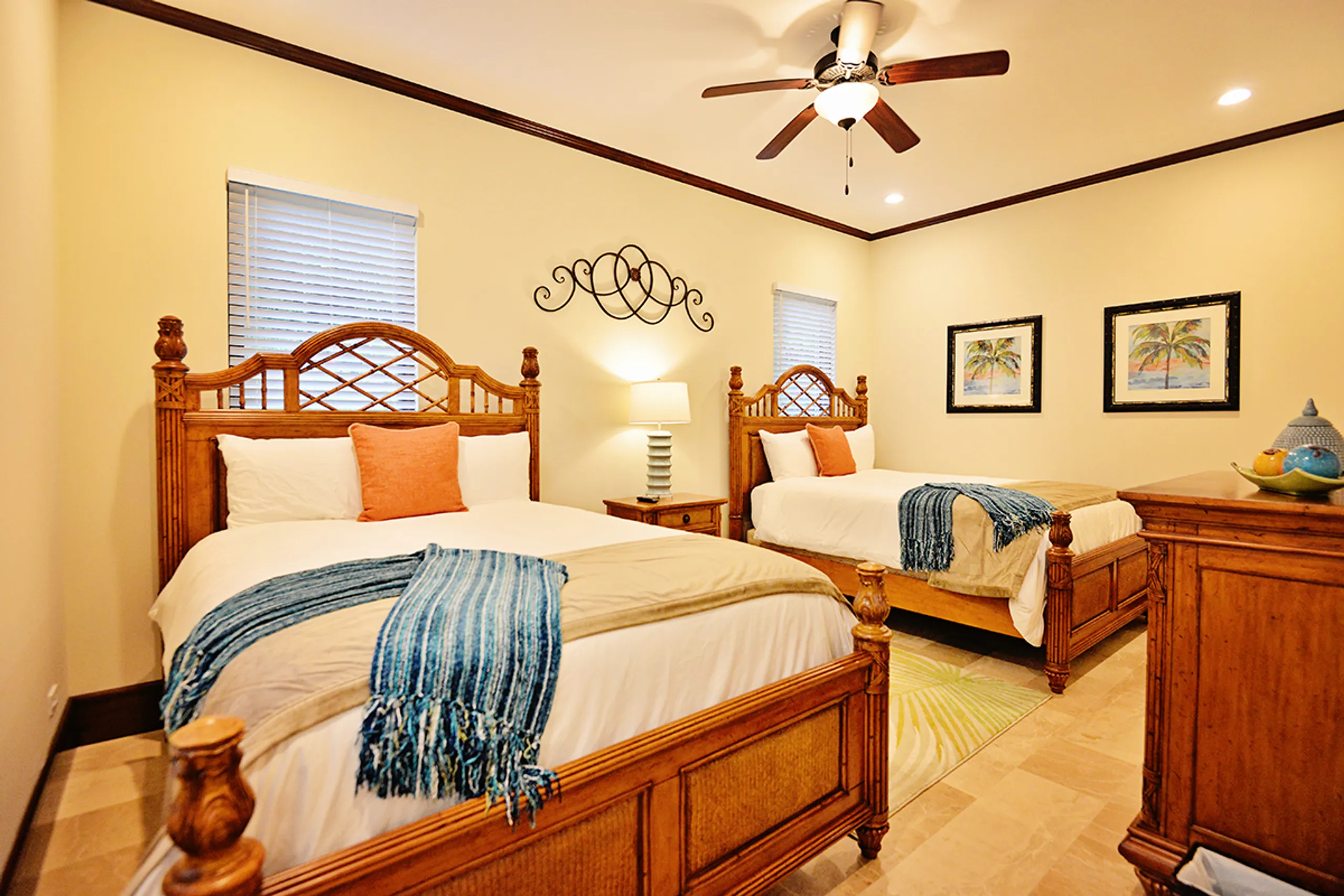 Serene Rainforest Villa with Private Pool and Beach Club Access — photograph 11