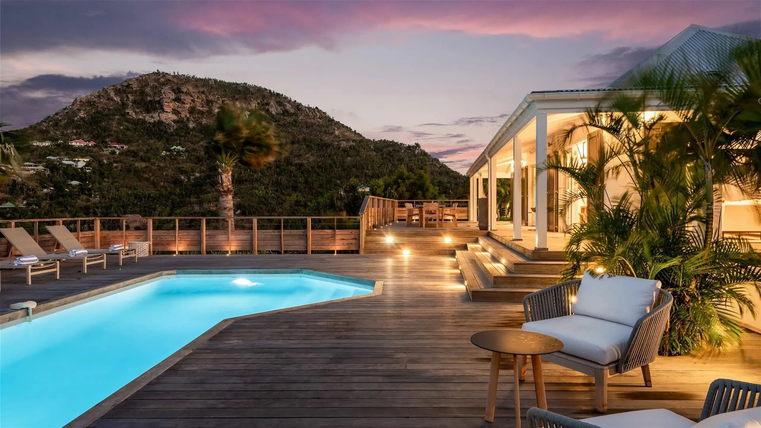 Pristine Oceanview Villa with Pool — photograph 5