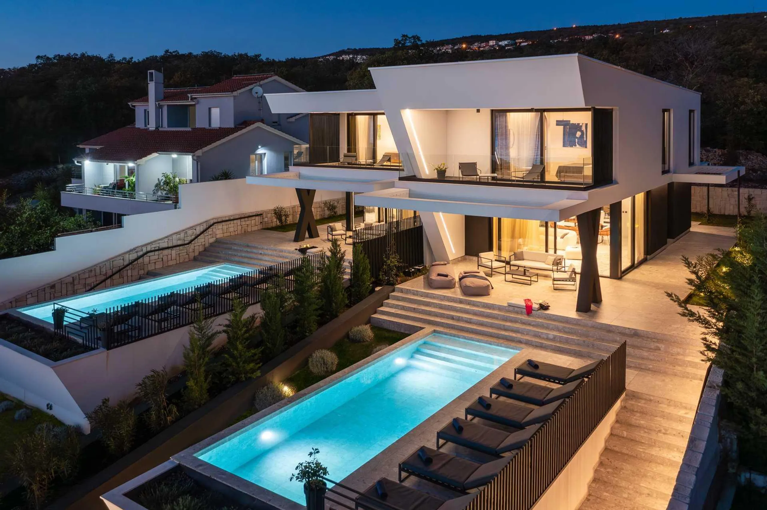 Breathtaking Villa Haven with Private Pool in the Heart of Kvarner, Paveki