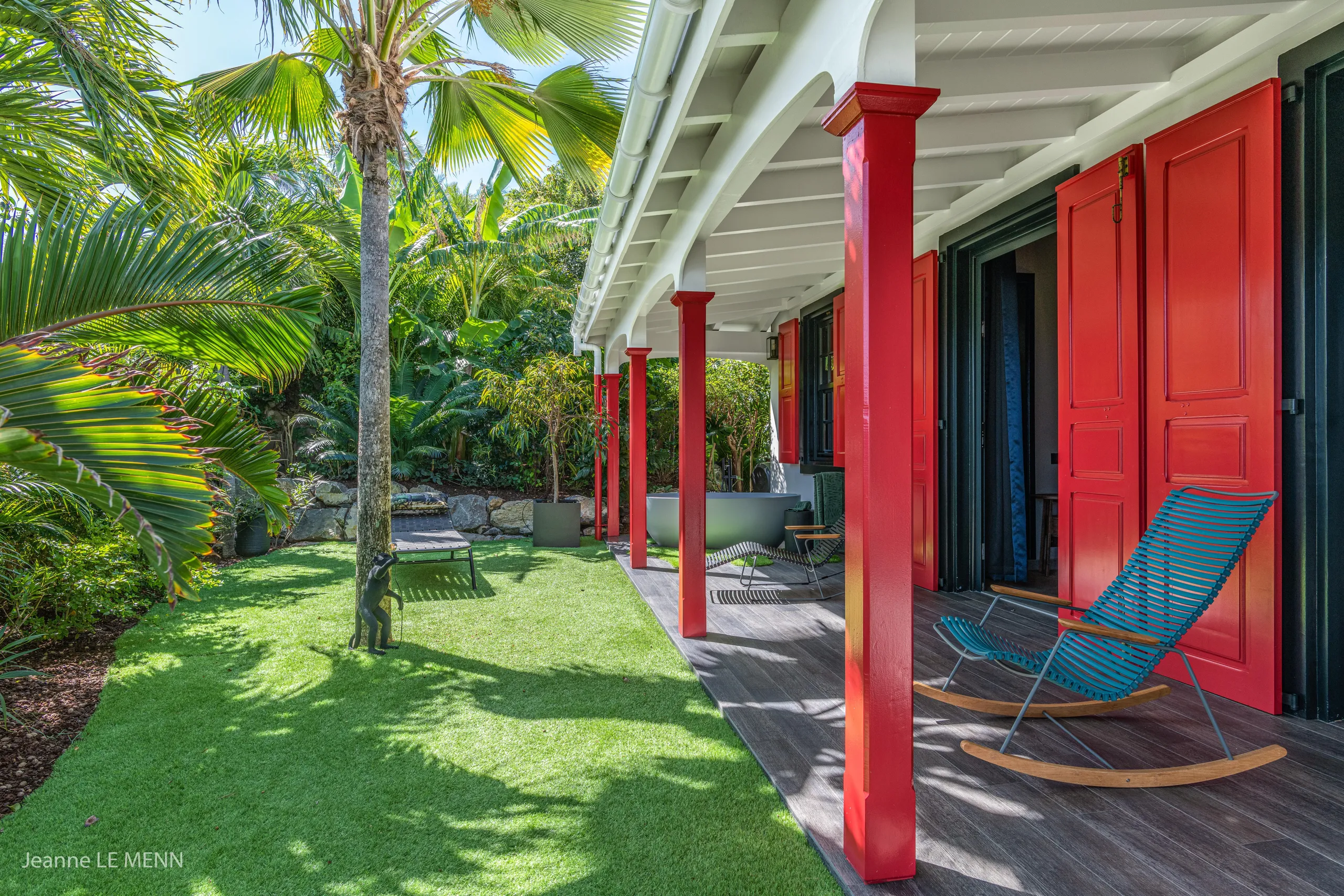 Inspiring Paradise Villa with Private Pool and Garden Trails — photograph 9