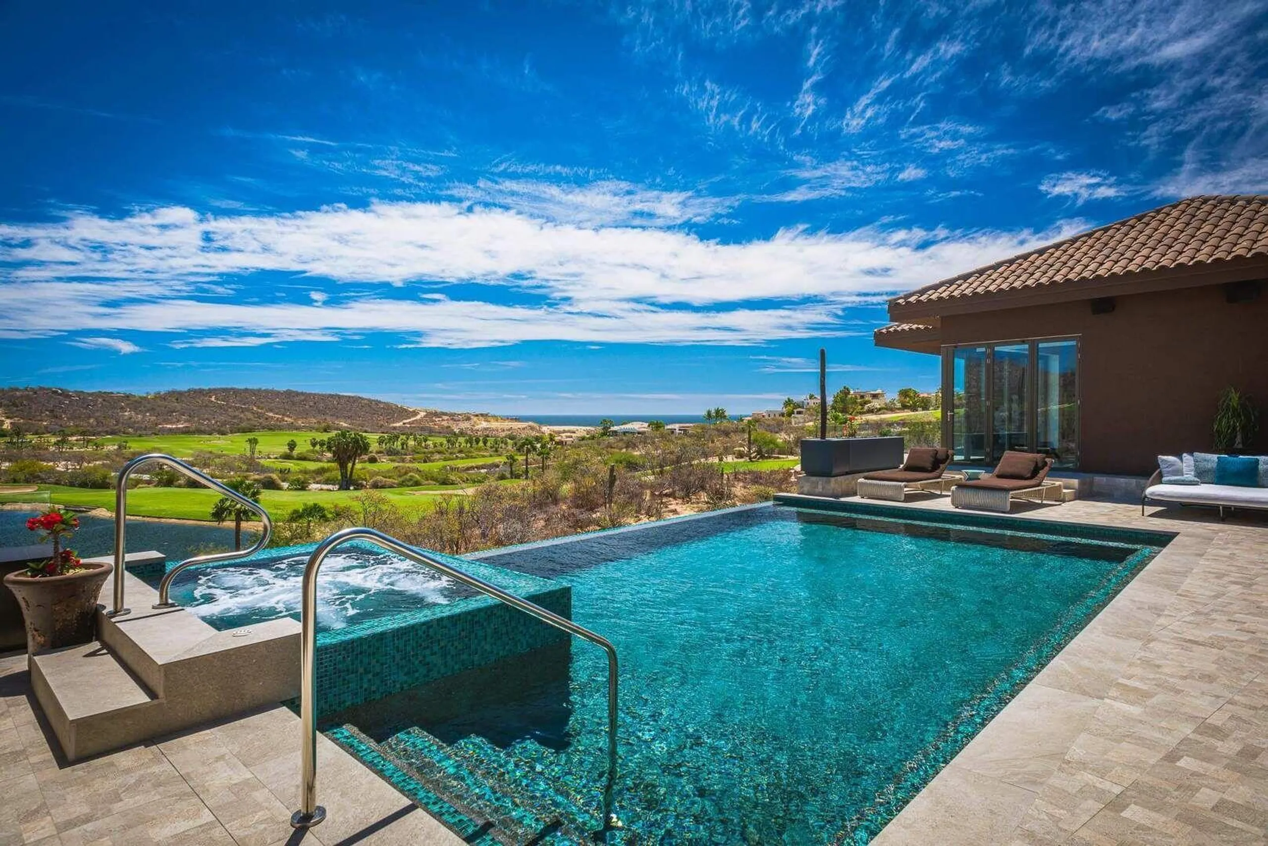 Puerto Los Cabos Luxury Villa with Infinity Pool, Hot Tub and Panoramic Views — photograph 5