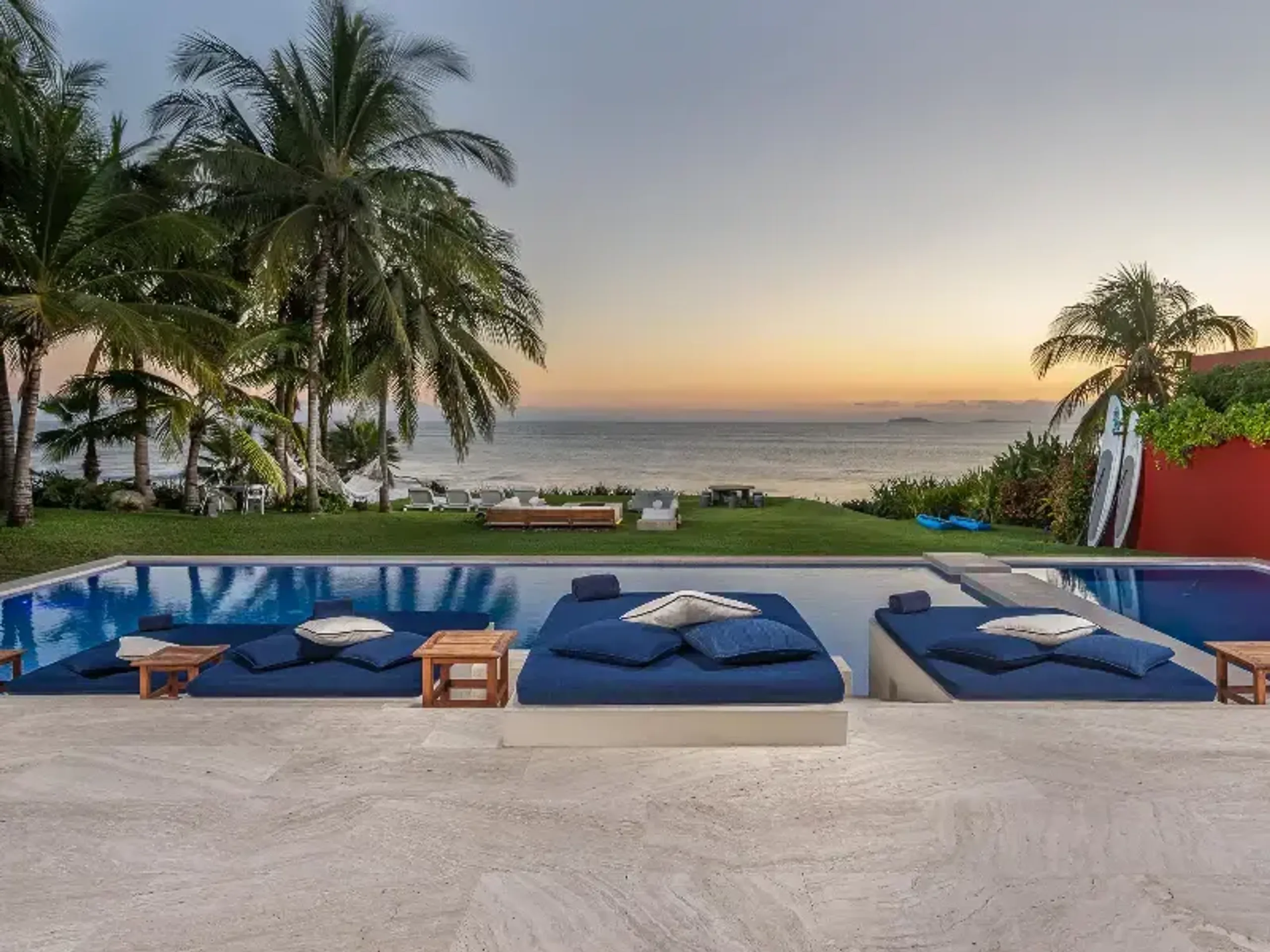 Stunning Punta Mita 5BR-Beachfront Estate Villa with Amazing Views and Infinity Pool — photograph 11