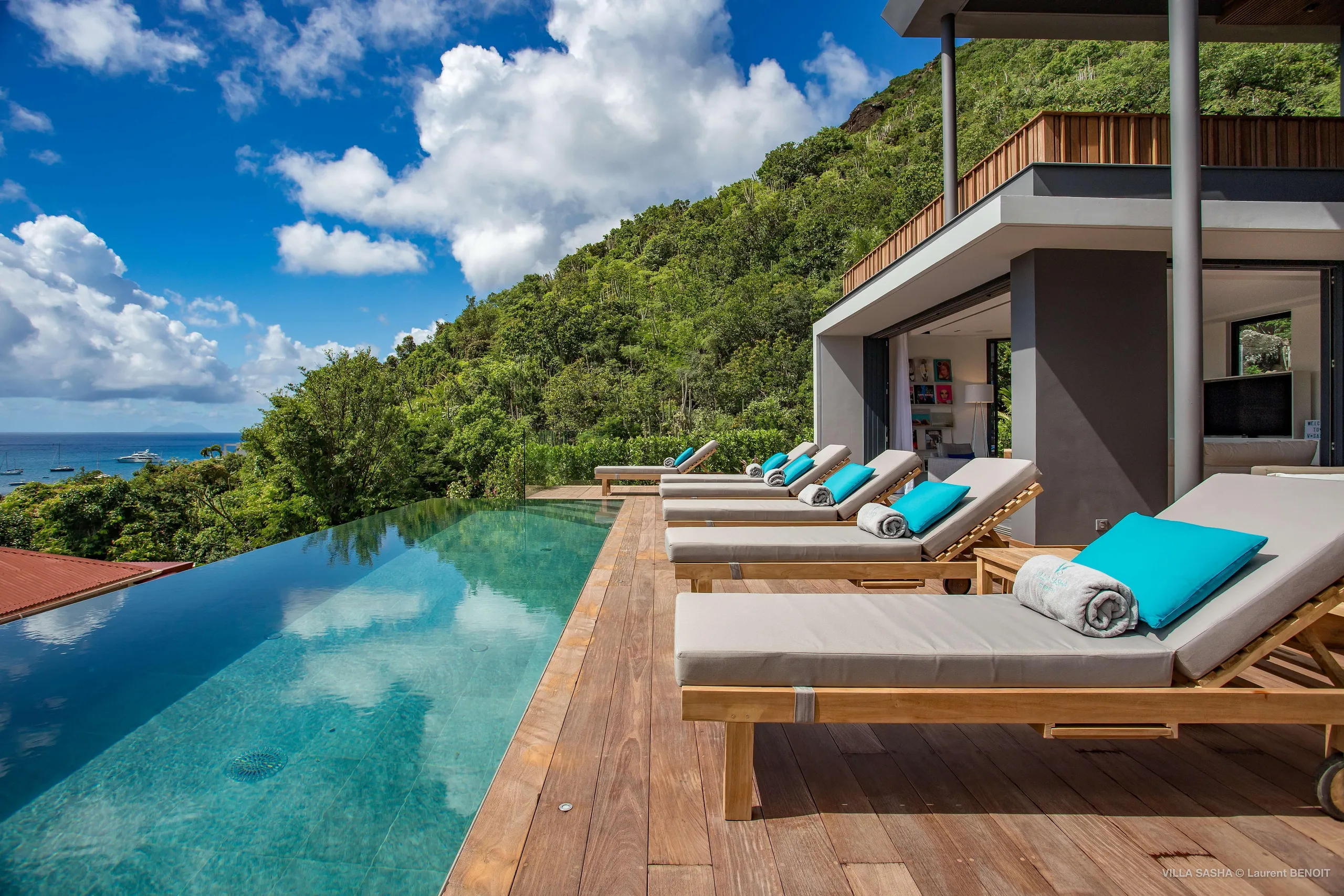 Chic Tropical Villa with Ocean Views in Corossol, St. Barths — photograph 5